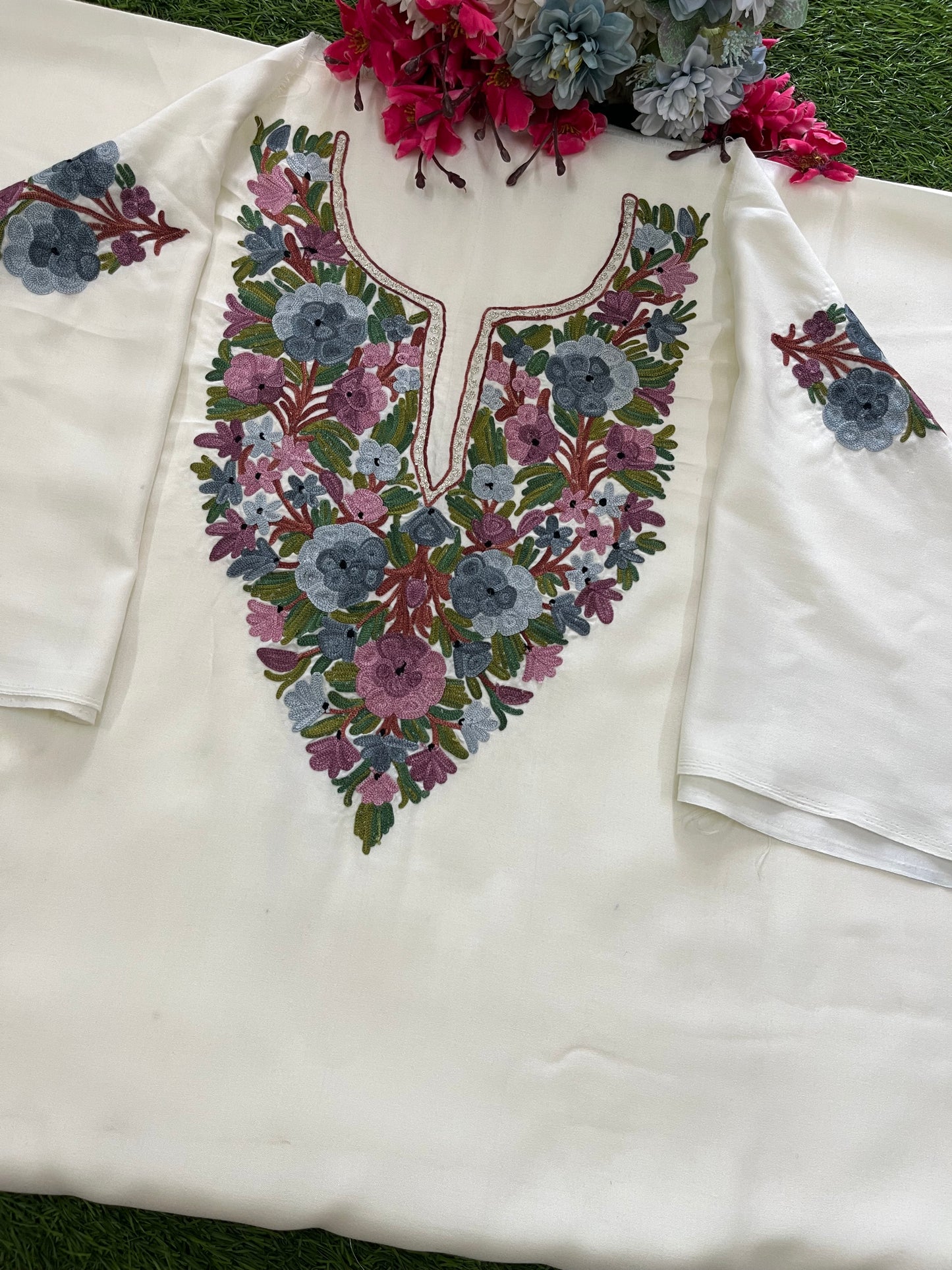 Off White Cotton Cord Set (Aari Embroidered)