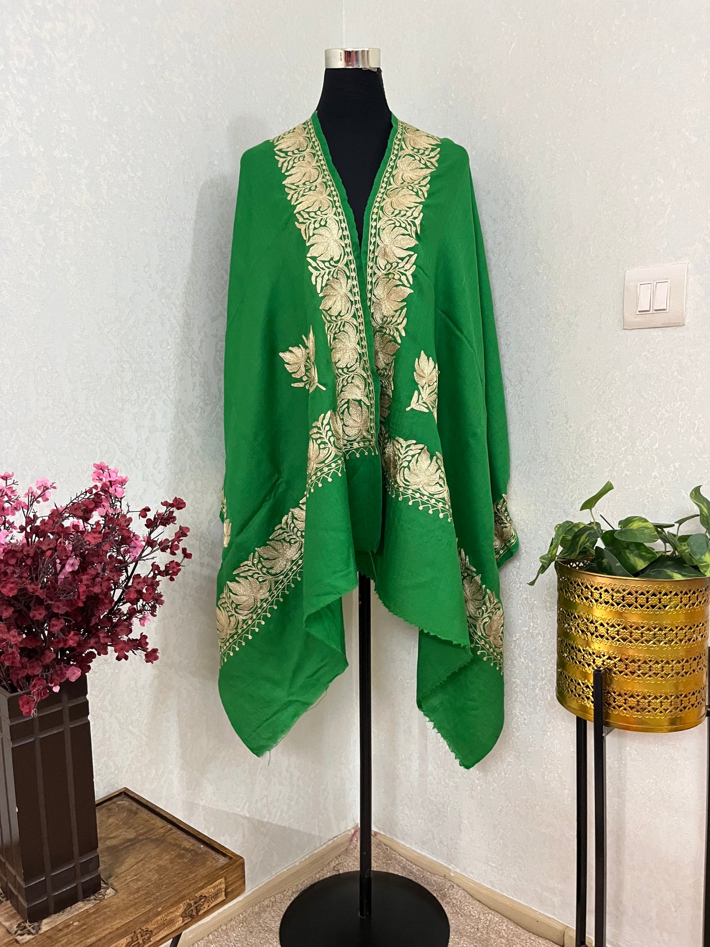 Green Semi Pashmina Tilla Embroidered stole