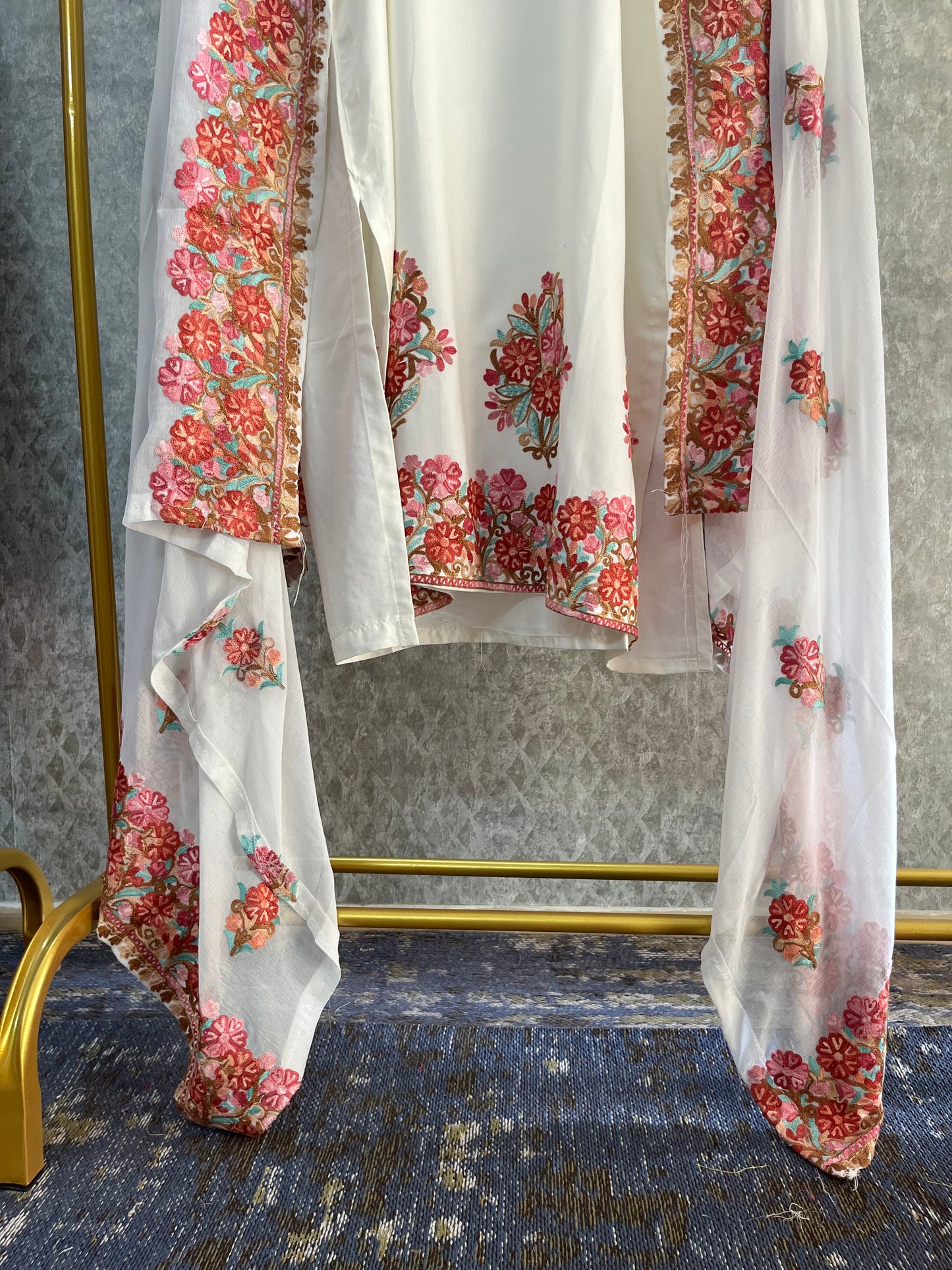 Off White Cotton Stitched Co-ord Set with dupatta (42)