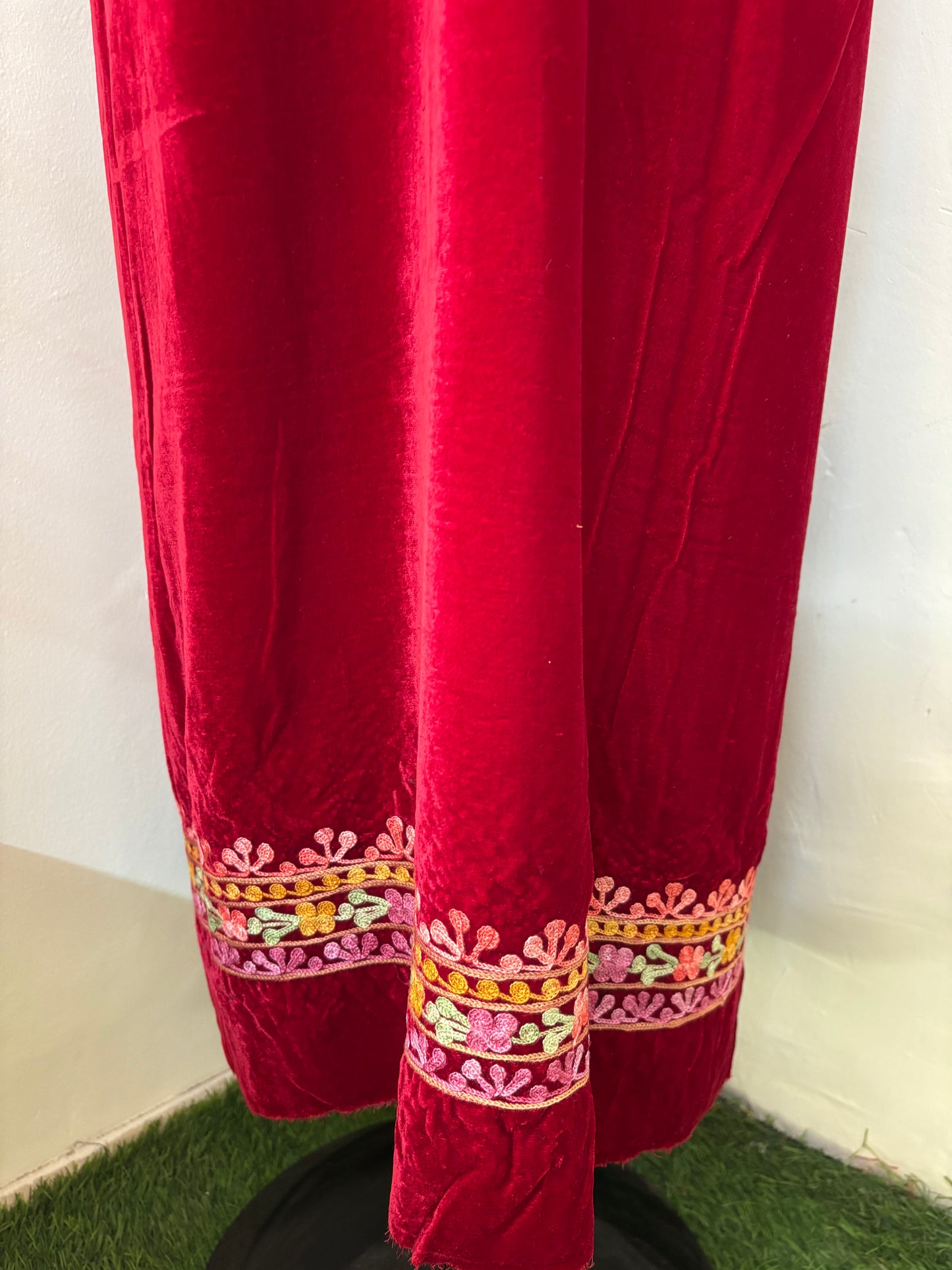 Red Aari Embroidered Velvet 2pc Coord Set