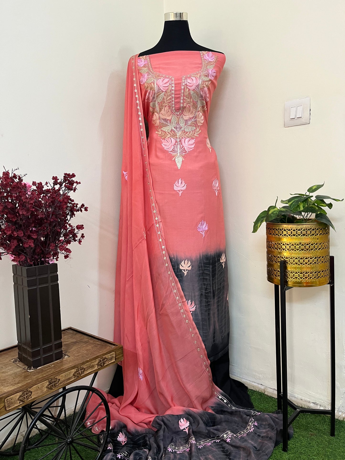 Peach Mul Cotton Shibori Work Kashmiri 3pc Suit