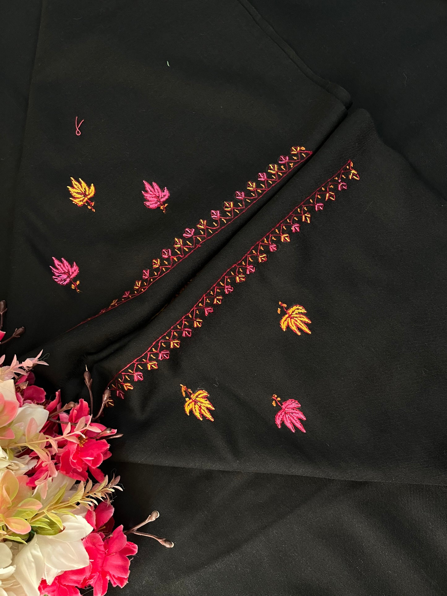 Black Fine Wool Sozni Embroidered 3pc Suit Stole