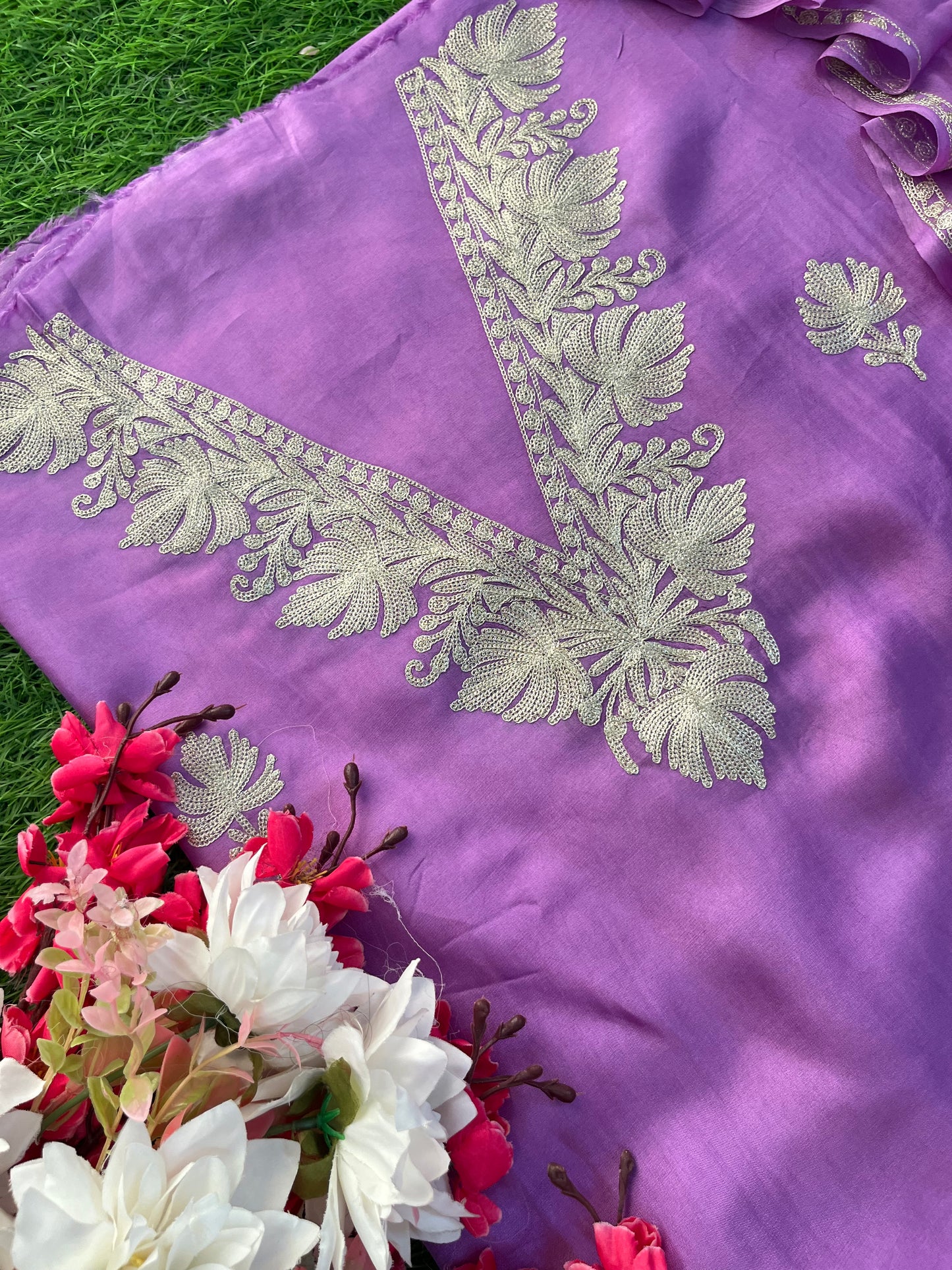 Lavender Silk Tilla Kashmiri Suit
