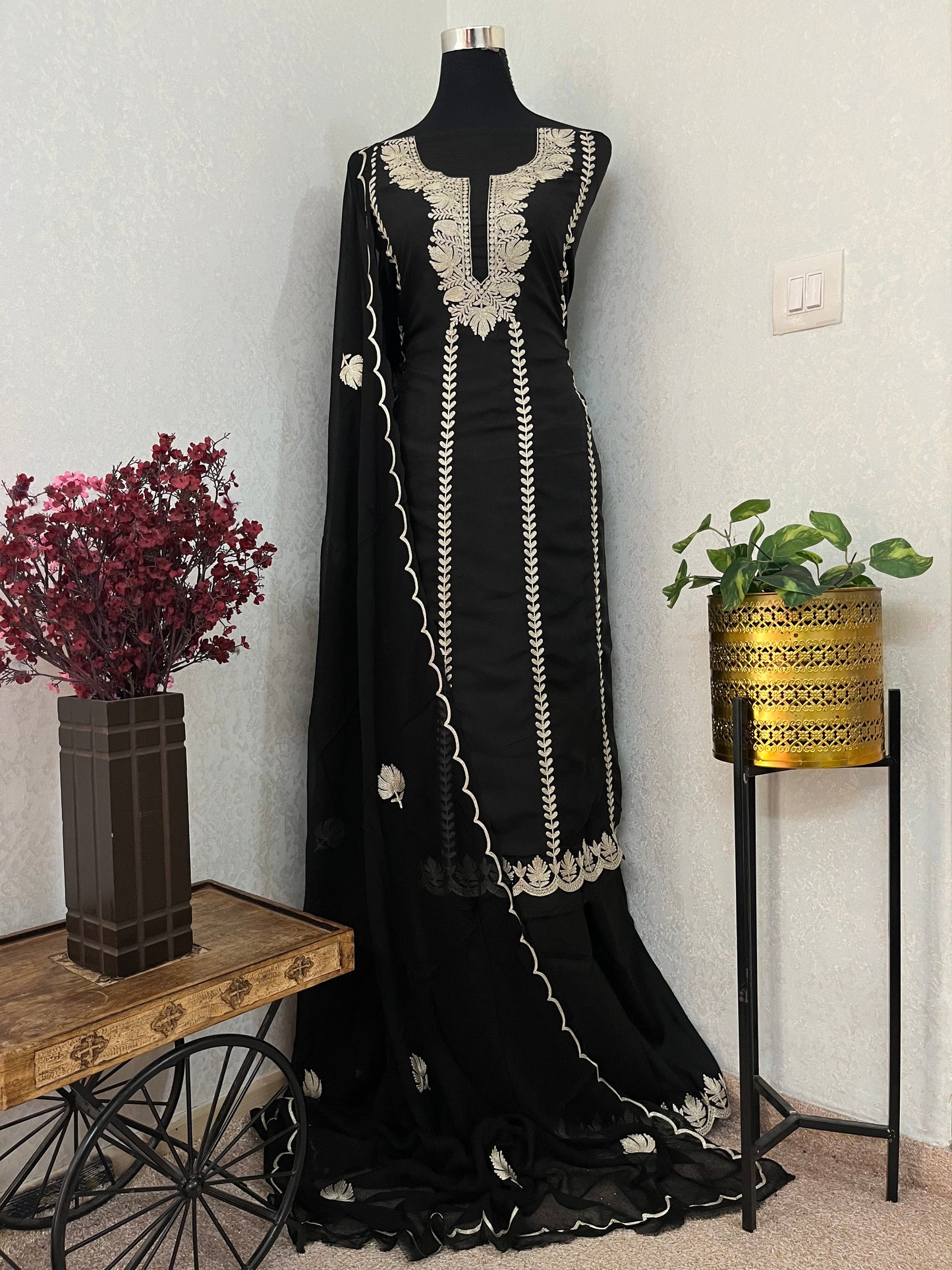 Black Sanam’ Silk Tilla Kashmiri Suit