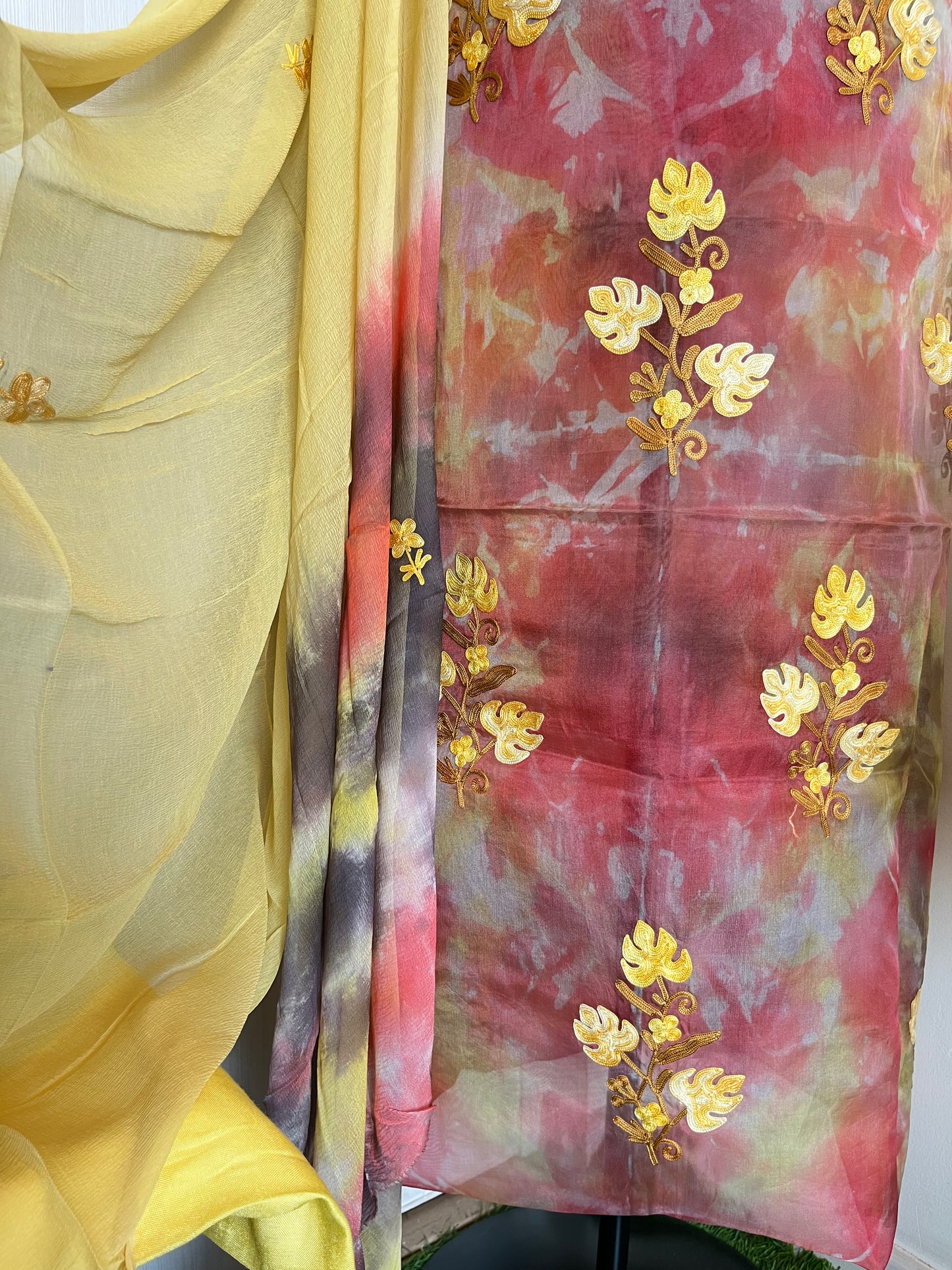 Tye-DyeOrganza suit material with Pure Chiffon Dupatta