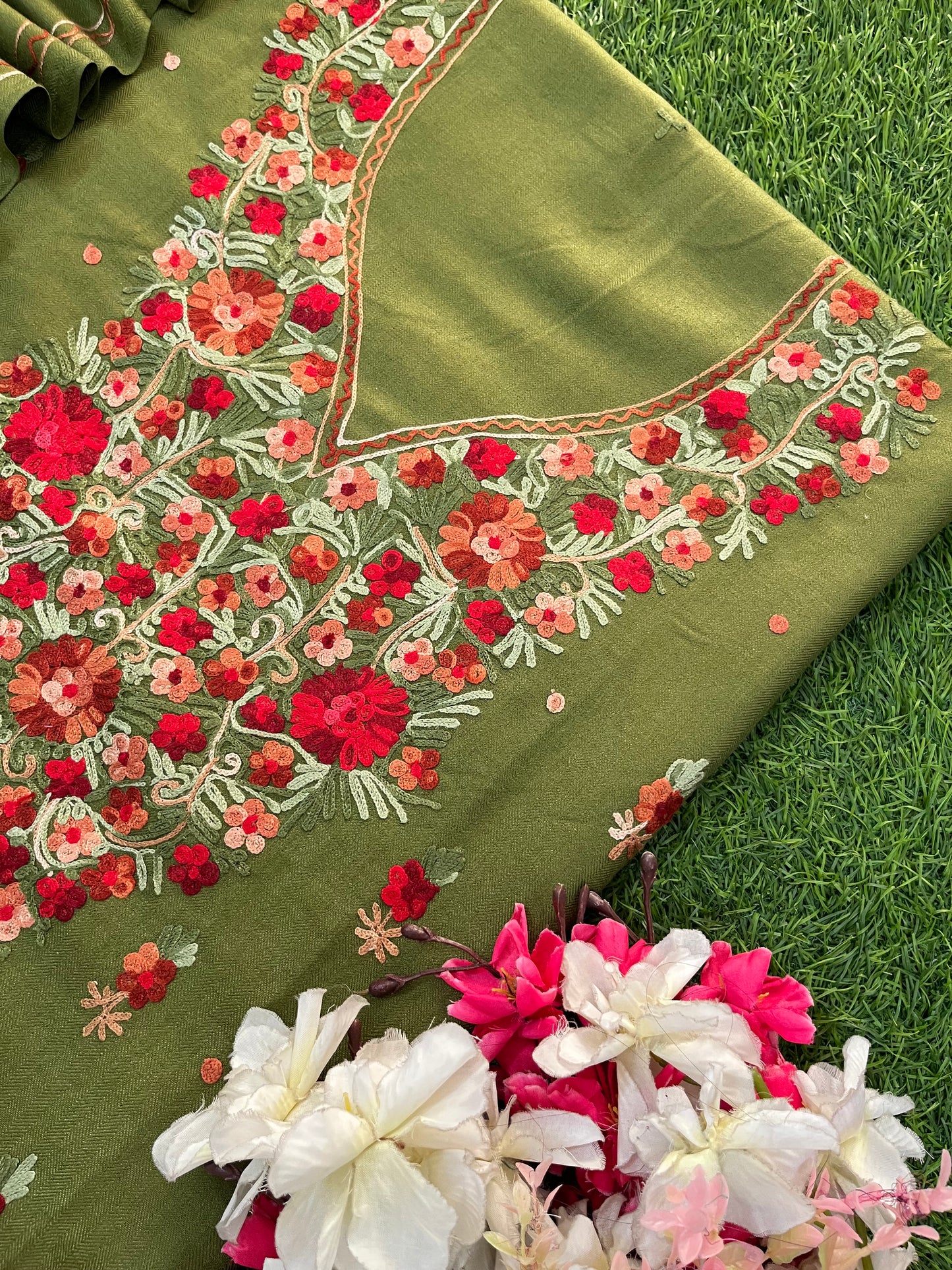 Heena Green Woollen Aari Embroidered 3pc suit