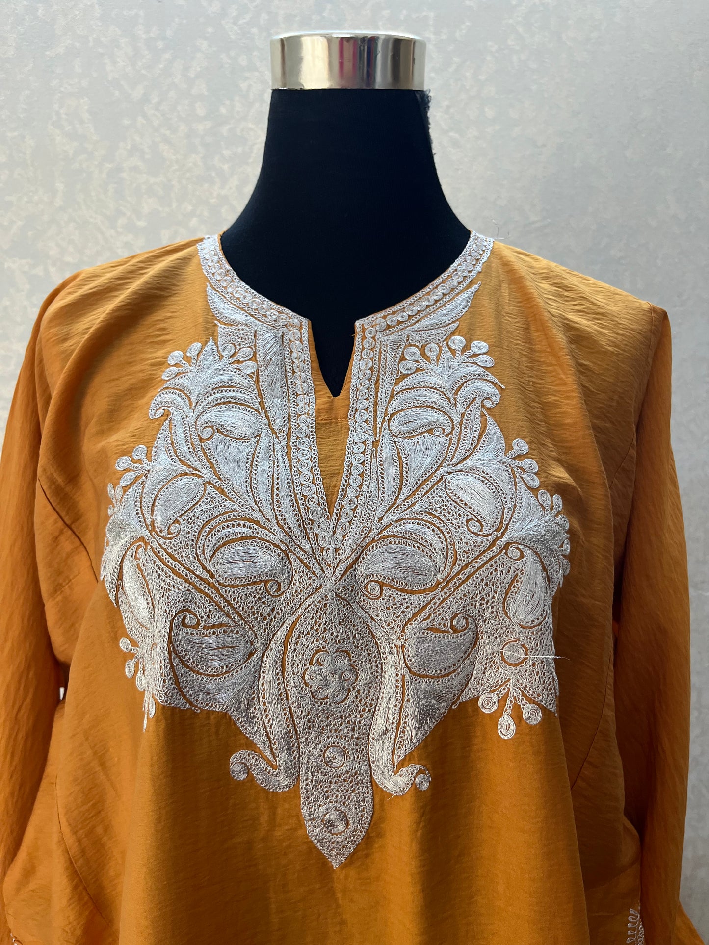 Mustard Cotton Kashmiri Pheran Set (46)