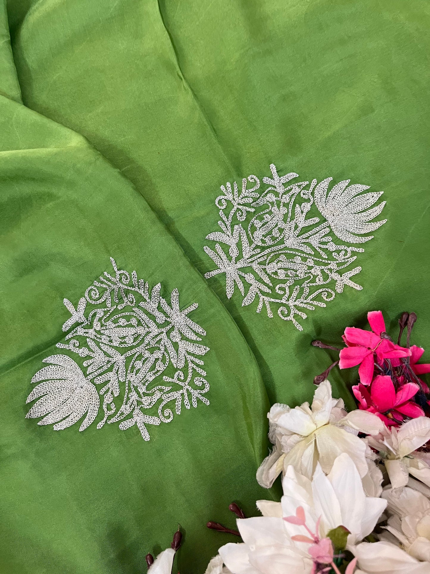 Lawn Green Silk Tilla Kashmiri Suit