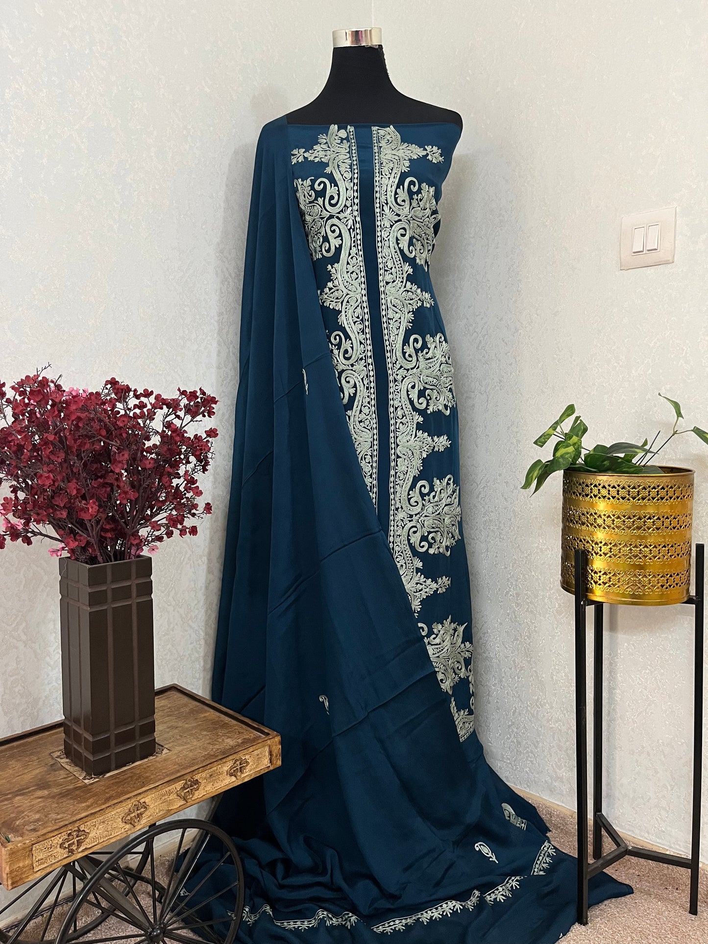 Blue Kalaa’ Crape Jacket Style Kashmiri Suit