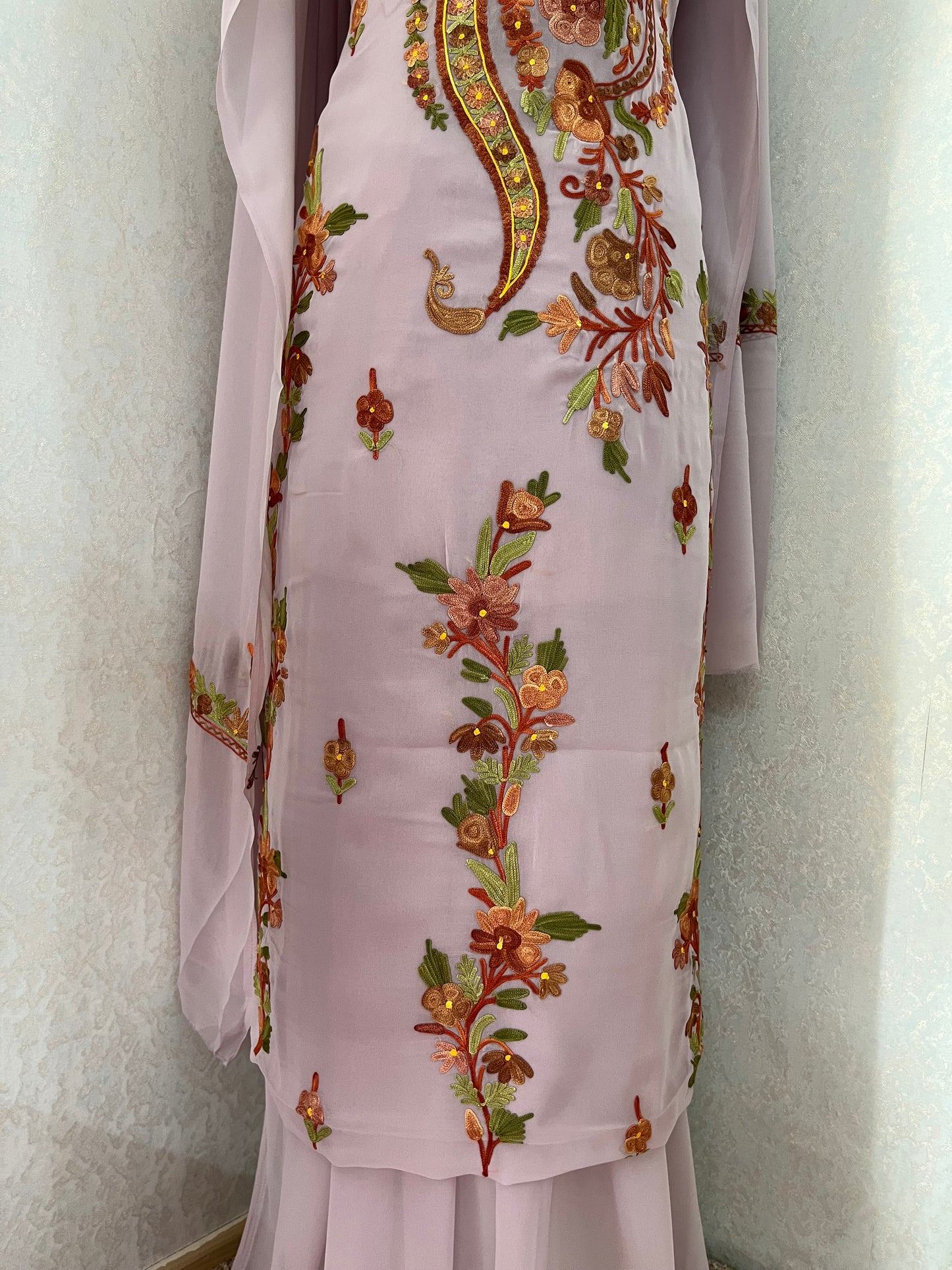 Soft Lilac Georgette 3 Pc Kashmiri Suit