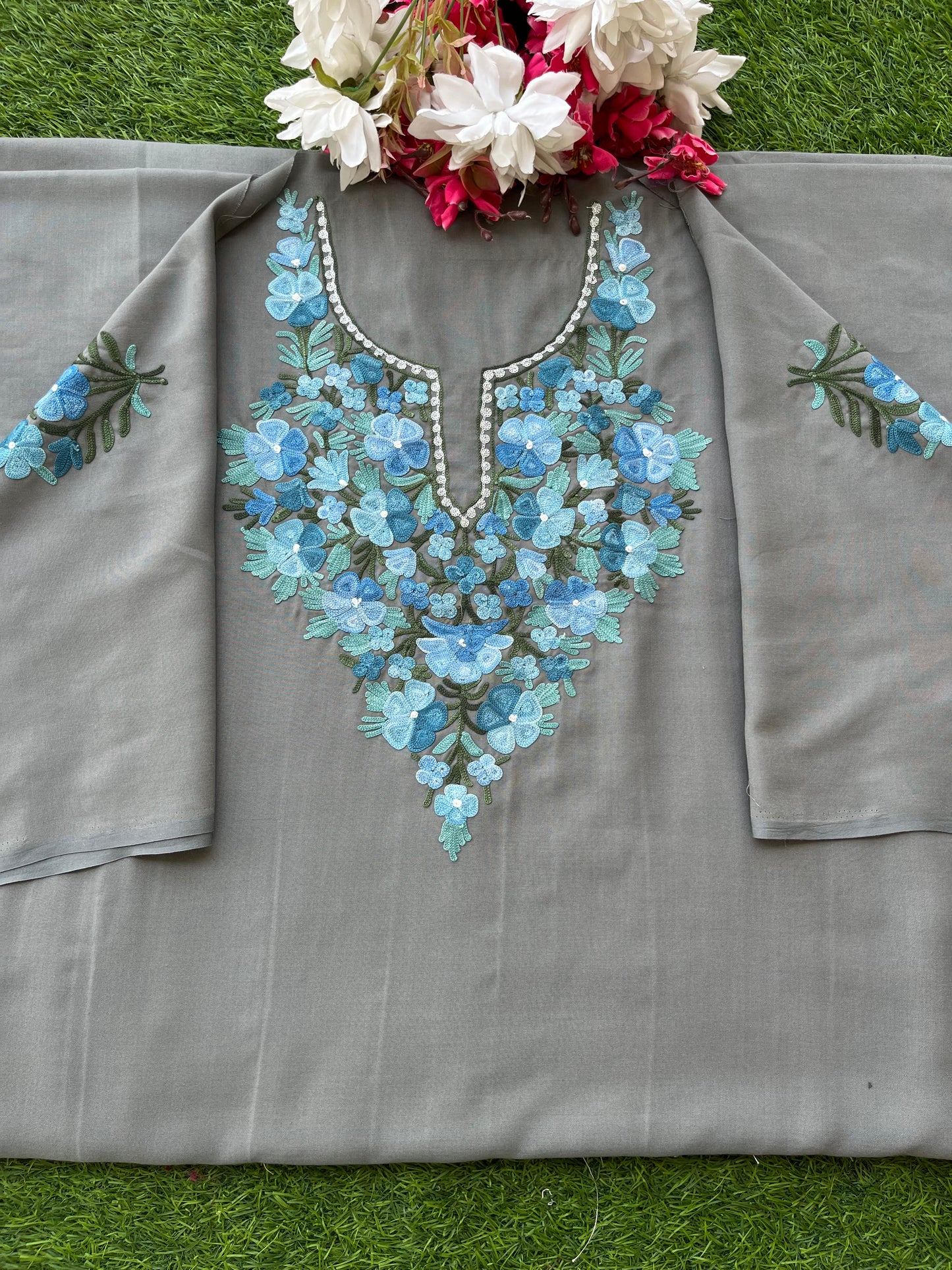 Grey Cotton Cord Set (Aari Embroidered)