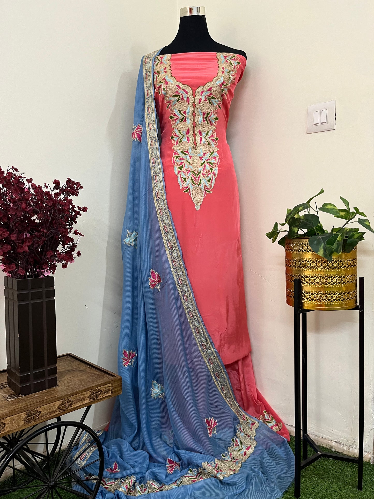 Kalaa’ Peach Crape Kashmiri Suit