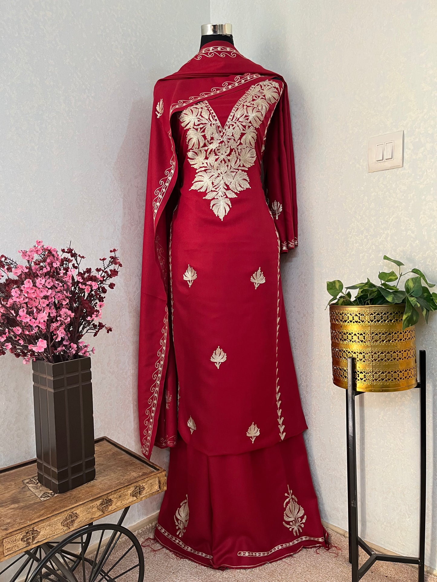 Maroon Tilla Embroidered 3pc Suit Stole