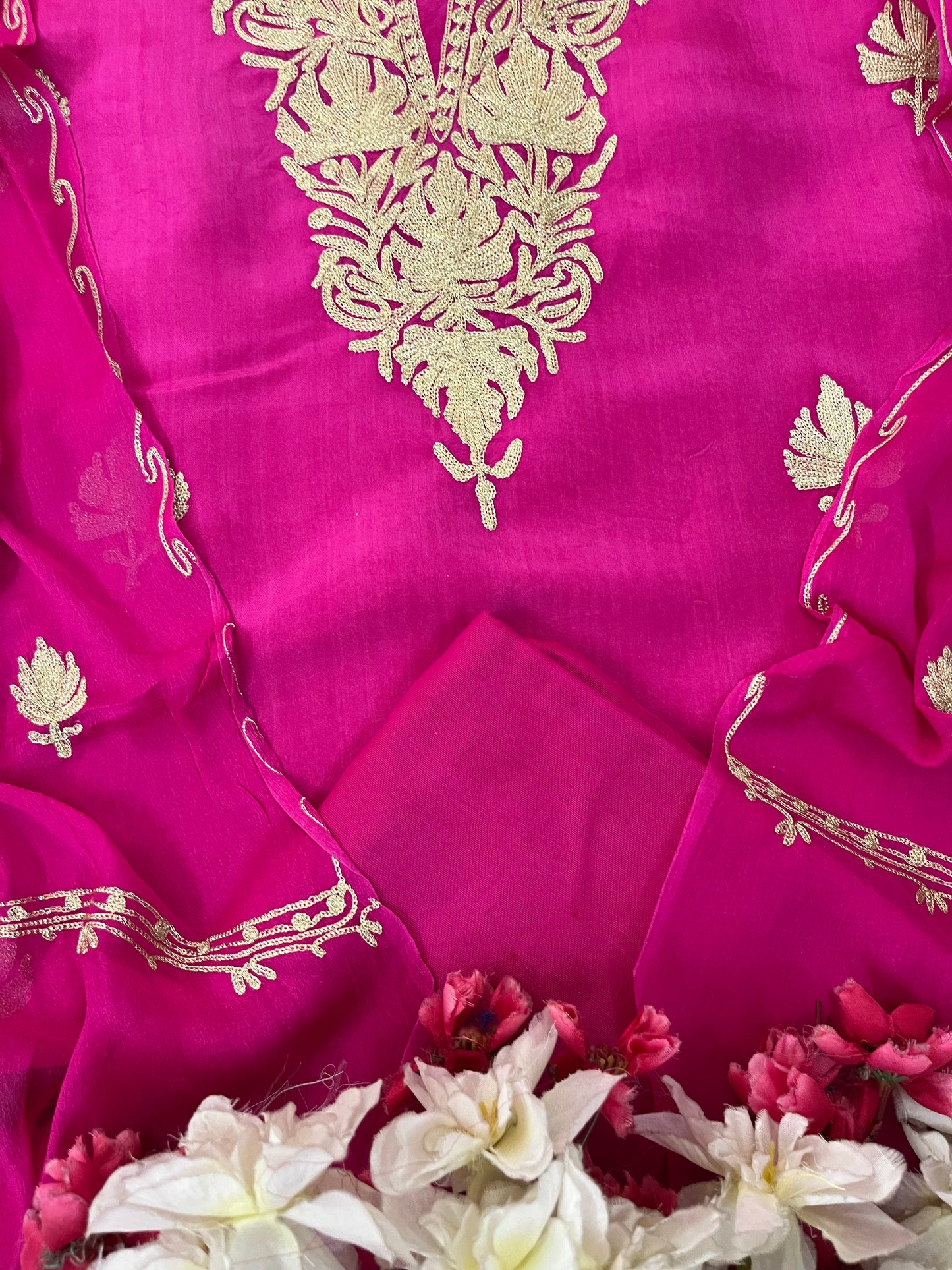 Sanam’ Hot Pink Silk Tilla Kashmiri Suit