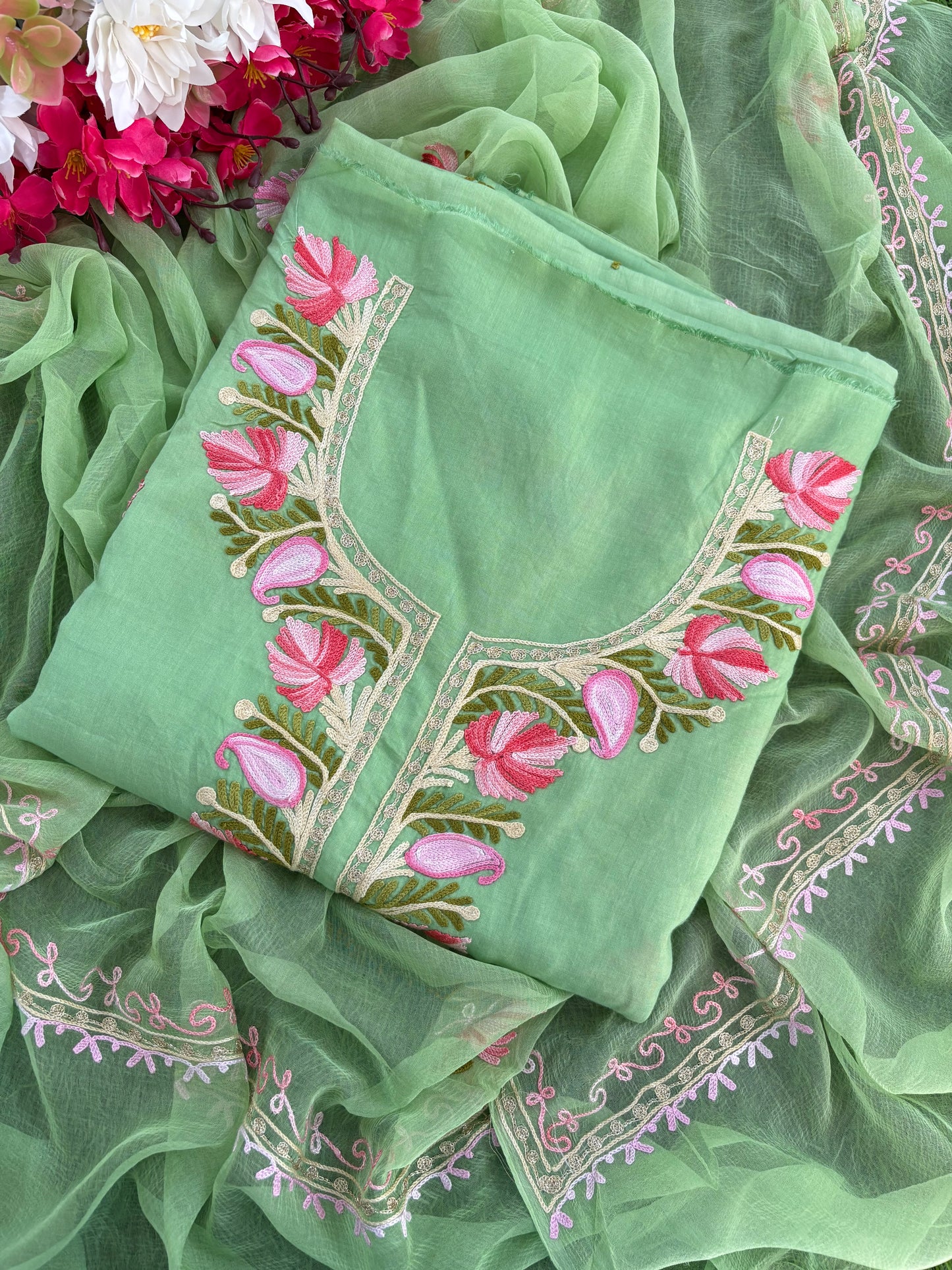 Pastel Green Muslin Cotton Jaal Sleeves Kashmiri 3pc Suit