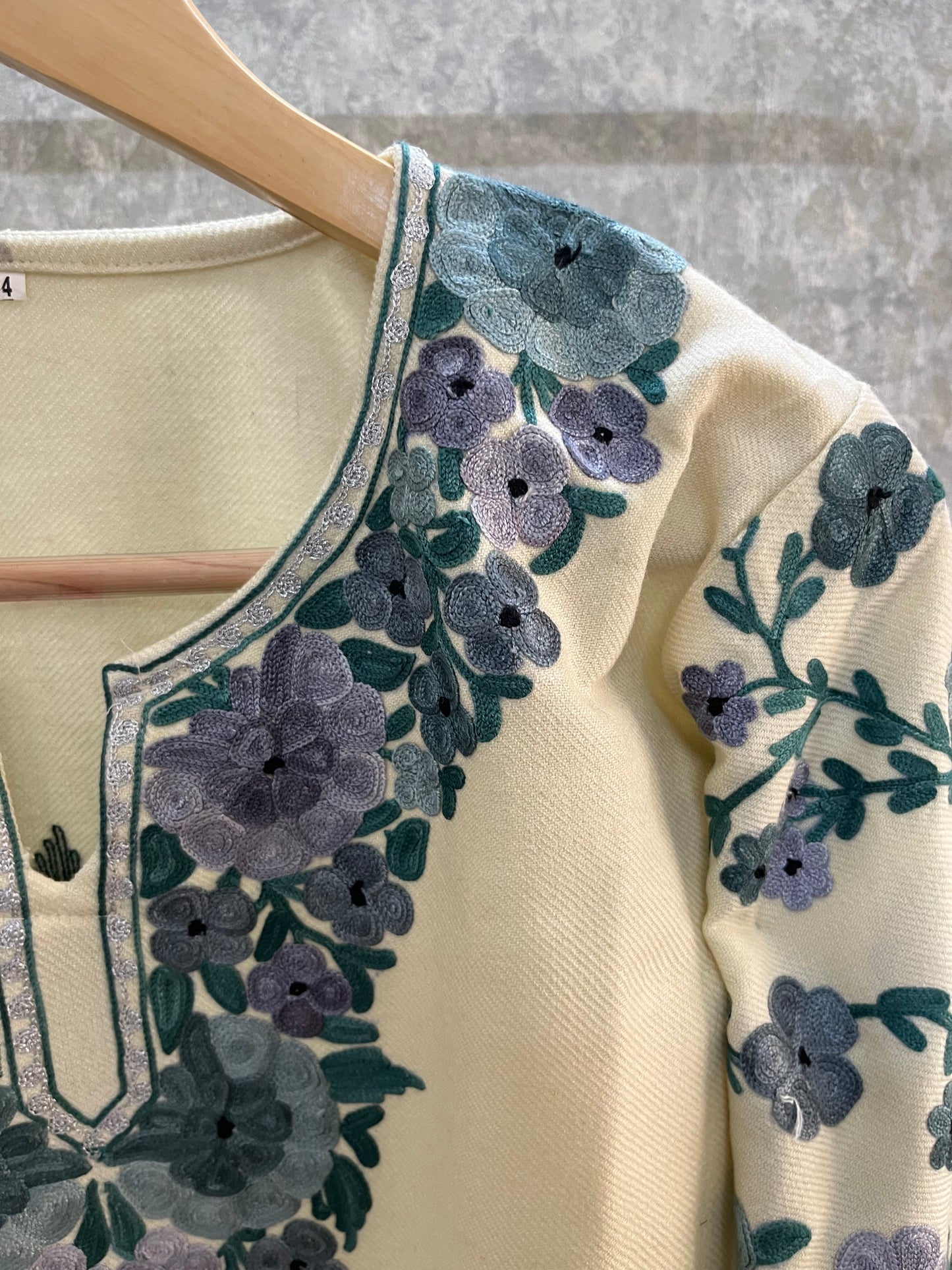 Off White Woollen Kashmiri Co-Ord Set ( Size 40 )