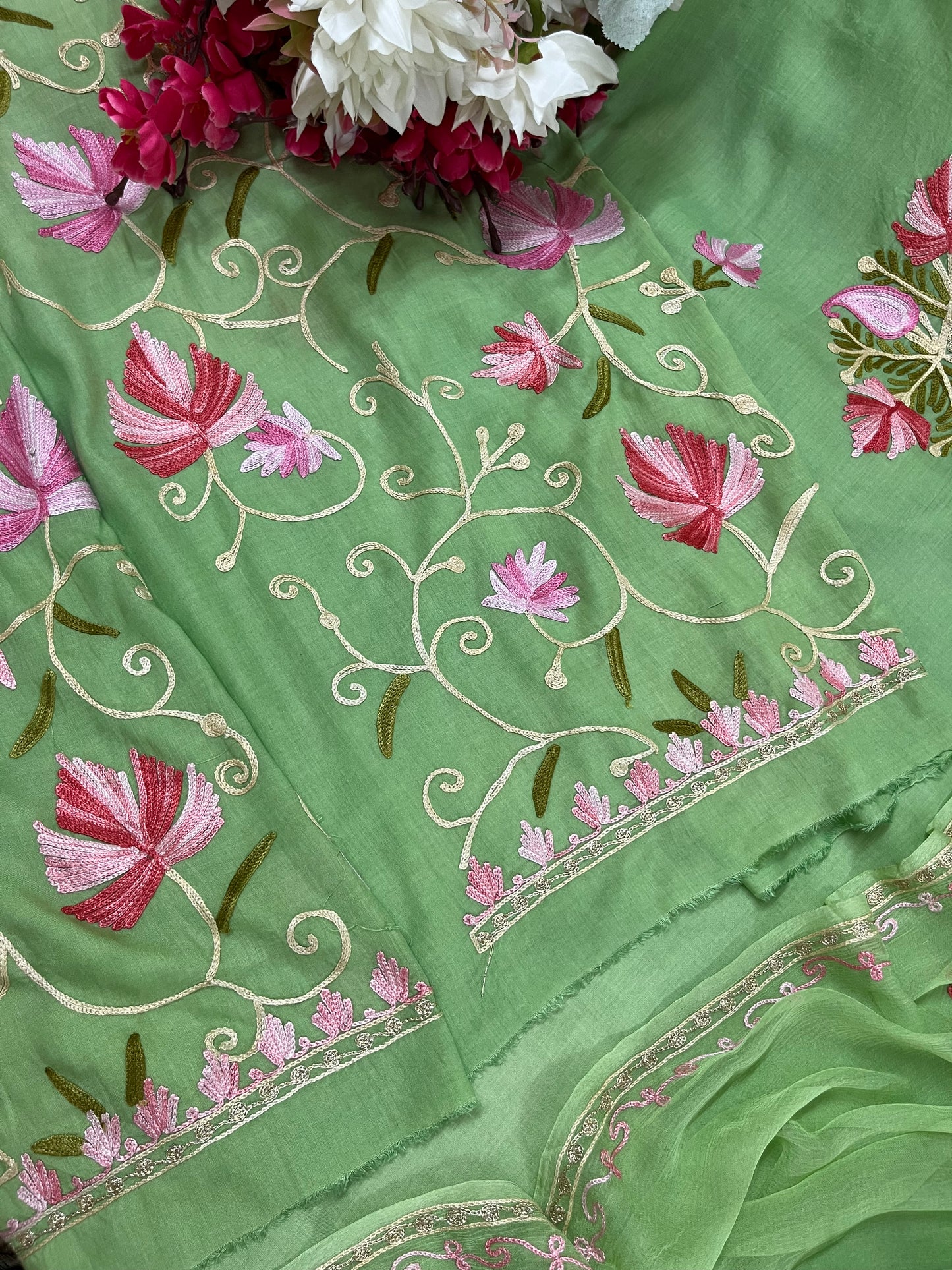 Pastel Green Muslin Cotton Jaal Sleeves Kashmiri 3pc Suit