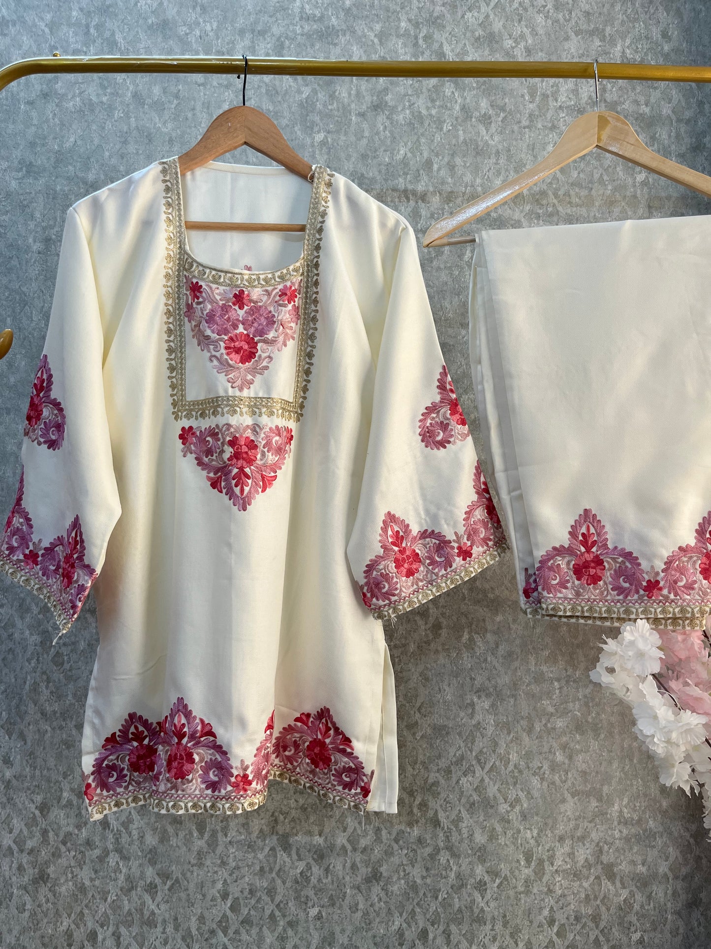 Off White Woollen Kashmiri Co-Ord Set ( Size 40)