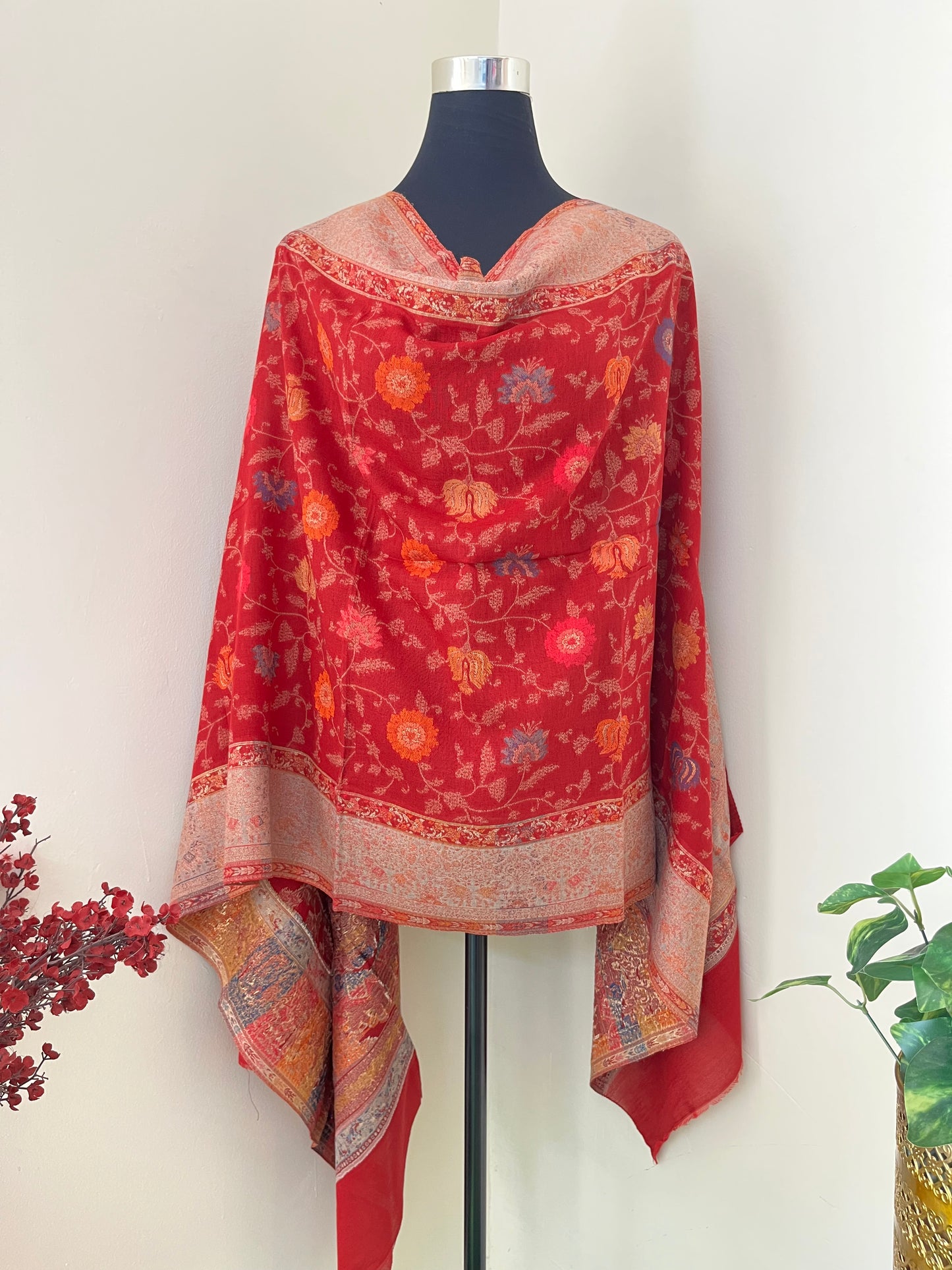 Red Kani Fine Semi Pashmina stole