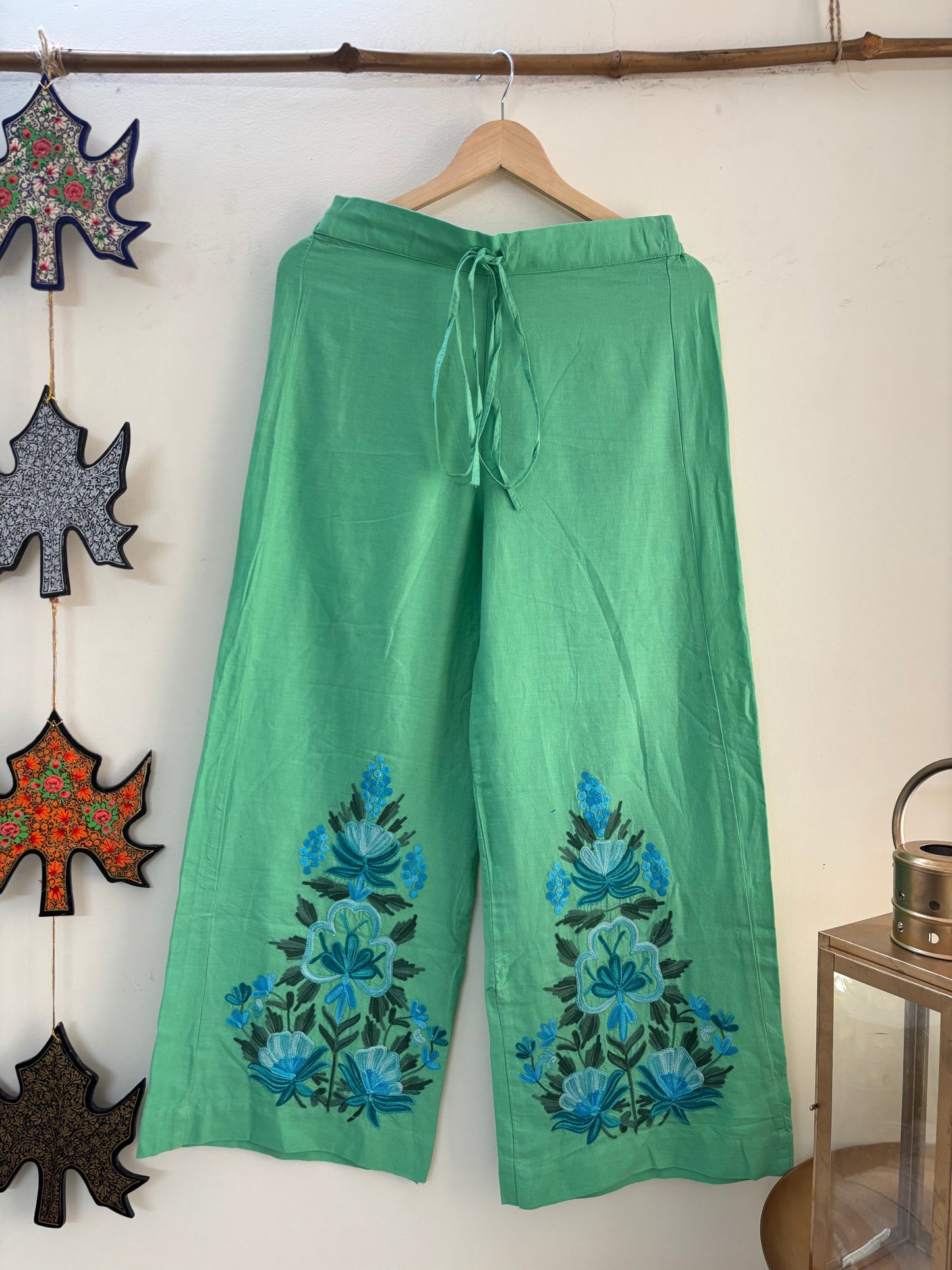 Women Green Solid Cropped Wide Leg Aari Embroidered Palazzos ‘S’