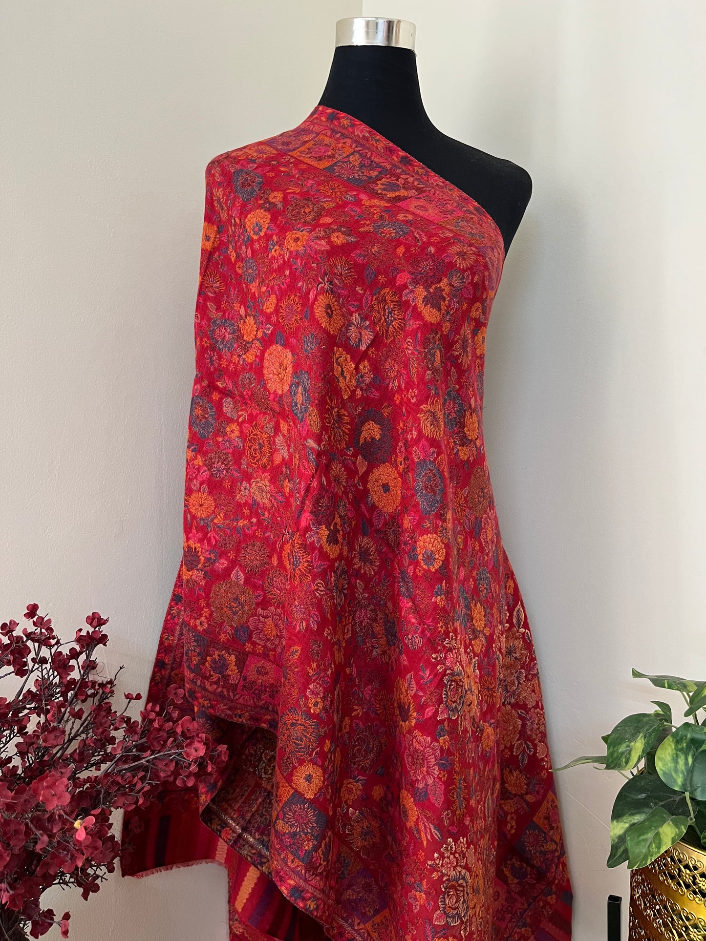 Red Kani Zari Fine Semi Pashmina stole