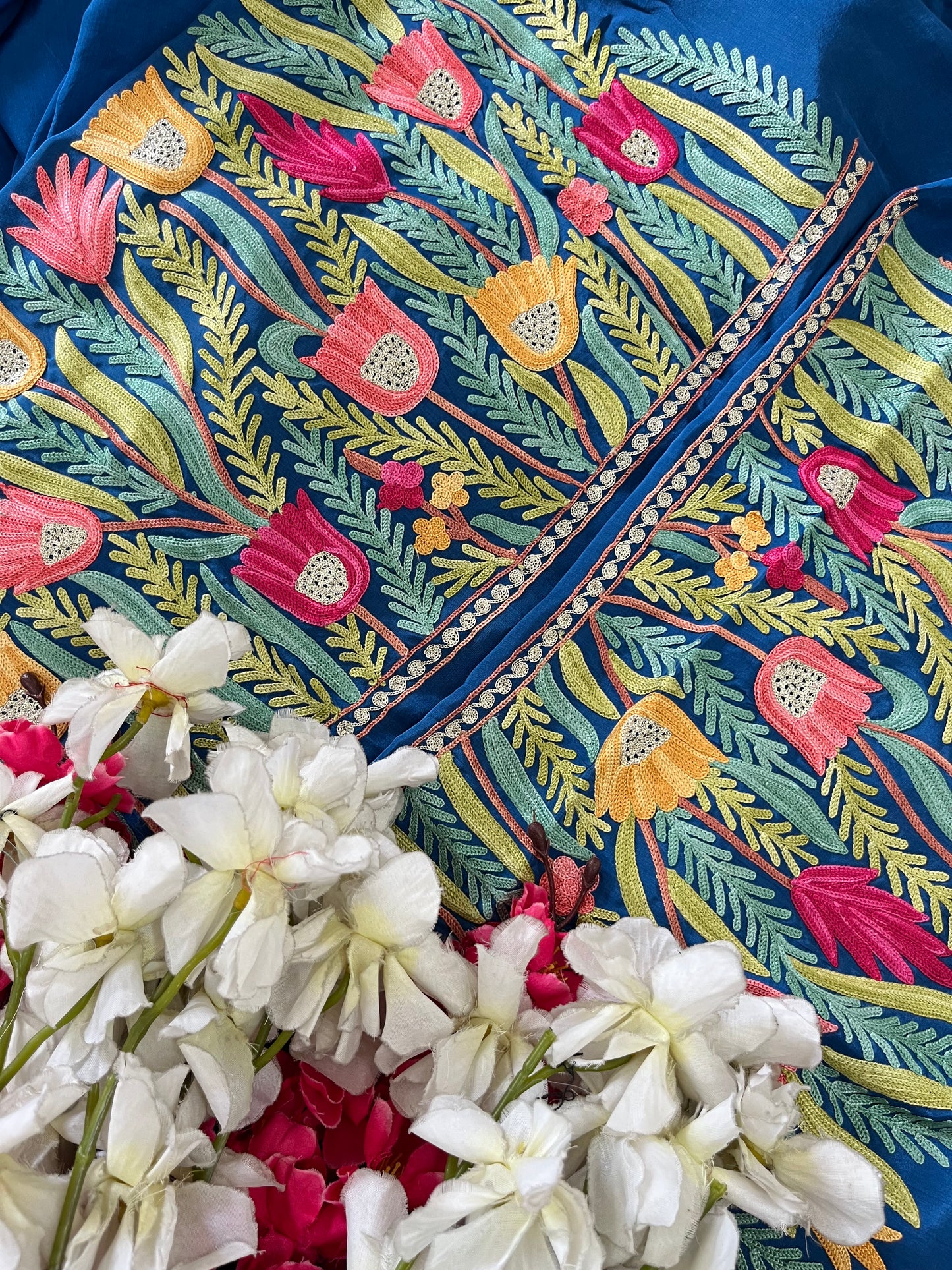 Blue Kalaa’ Crape Kashmiri Suit (Aari Sleeves)