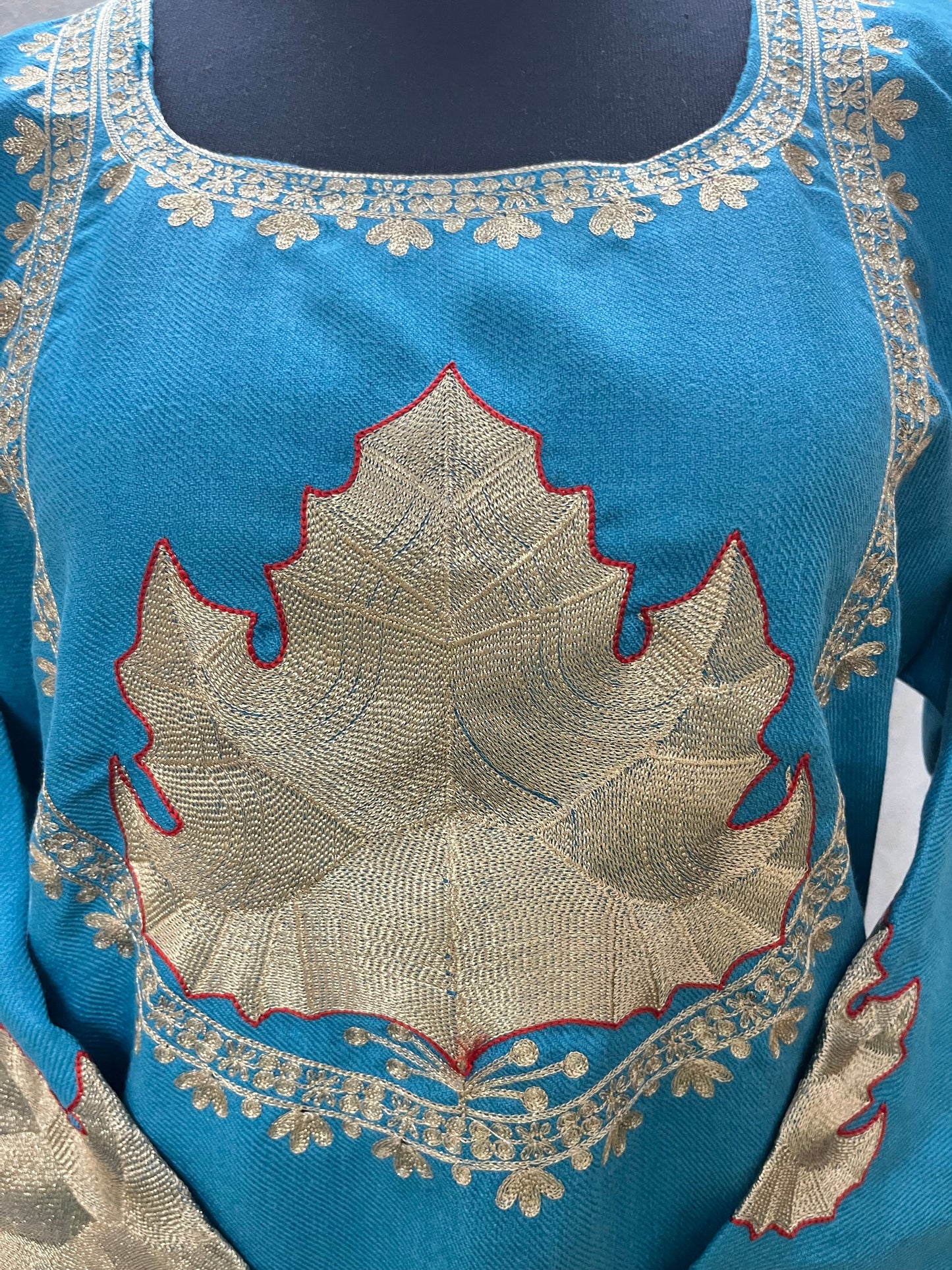 Firozi Woollen Kashmiri Co-Ord Set ( Size 44)