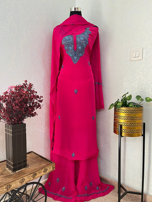 Hot Pink Kalaa’ Crape Sozni Kashmiri Suit