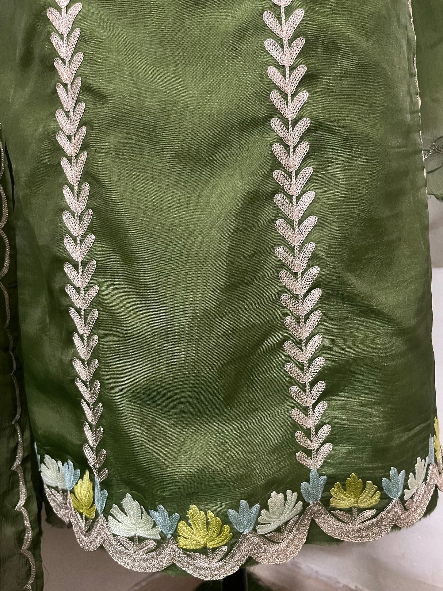 Sanam’ Henna Green Silk Aari Embroidered Suit material