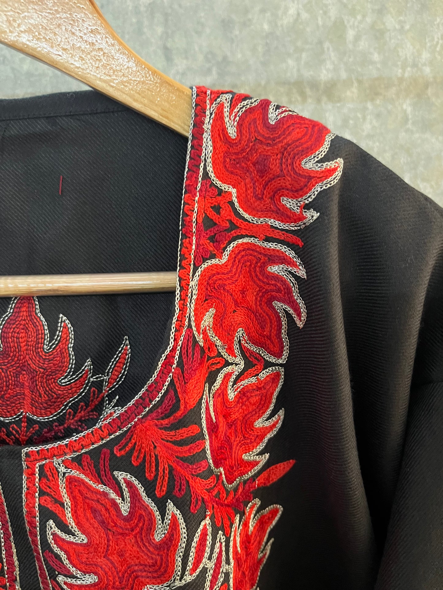 Black Woollen Kashmiri Co-Ord Set ( Size 46)