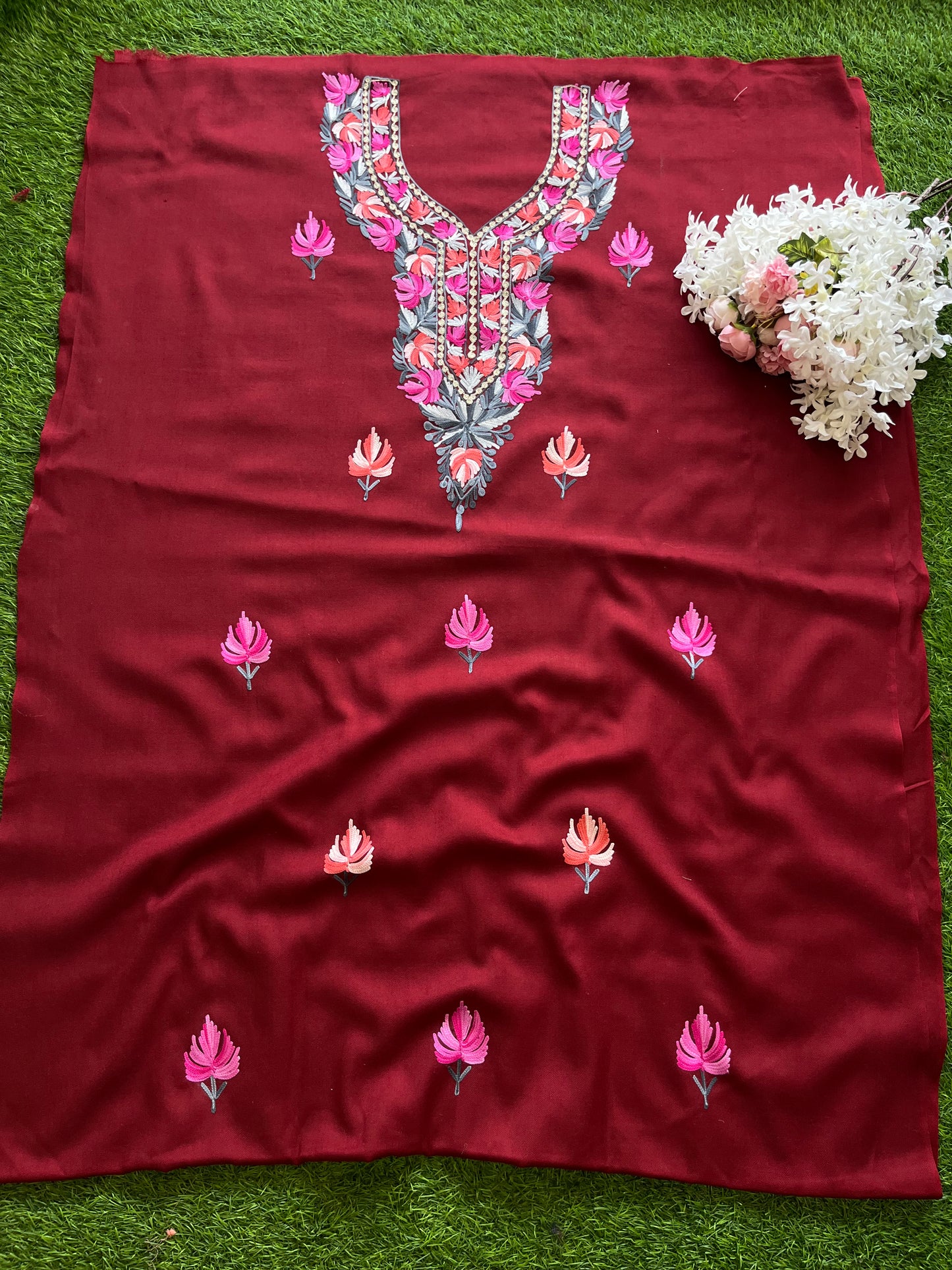Maroon Pure Wool Aari Embroidered 3pc Suit Stole