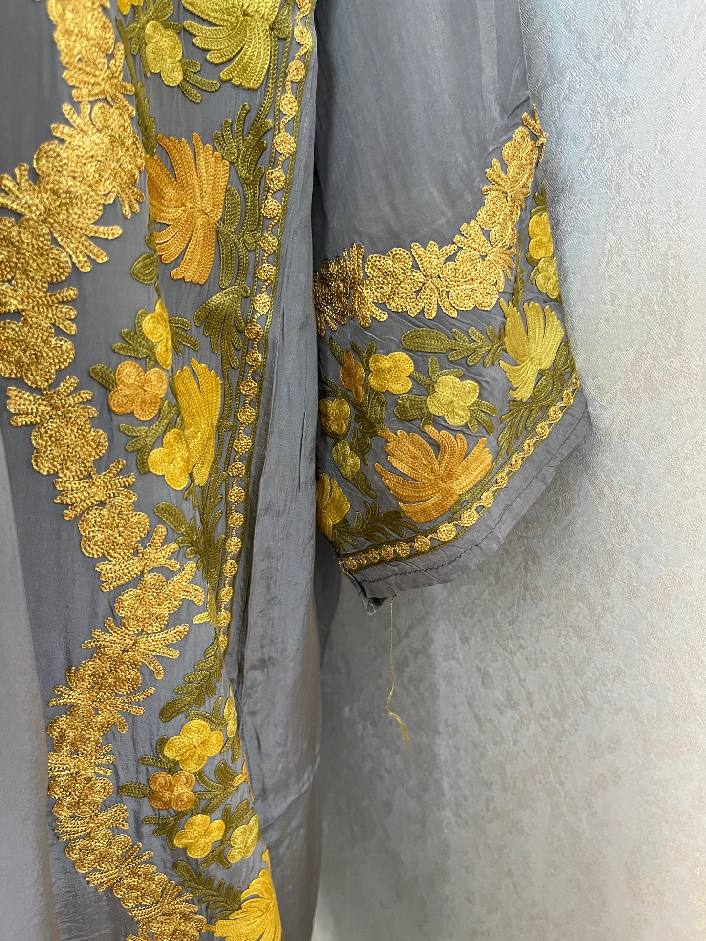 Grey Stitched Crape Pheran Set with dupatta (44)
