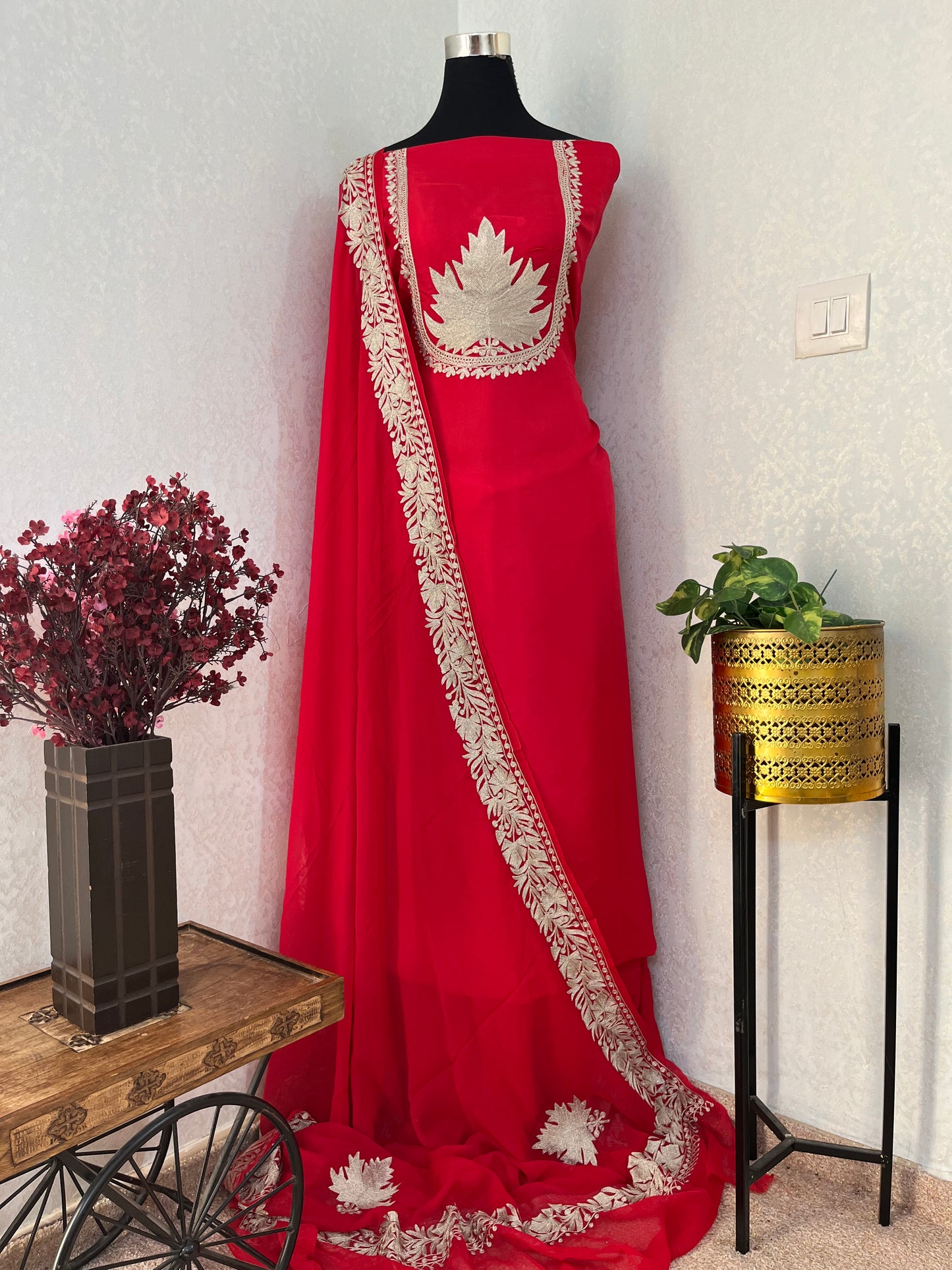 Red Sanam’ Tilla Kashmiri Silk Suit