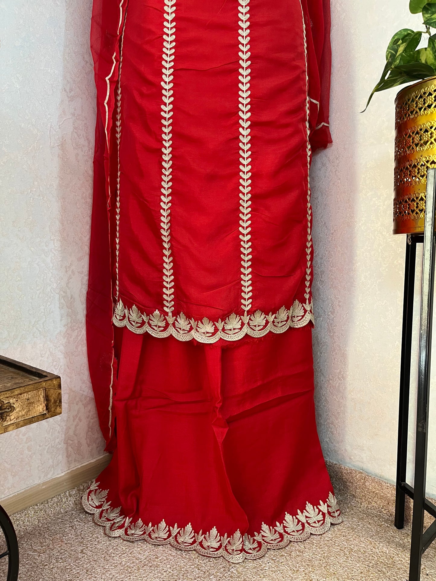 Red Sanam’ Silk Tilla Kashmiri Suit