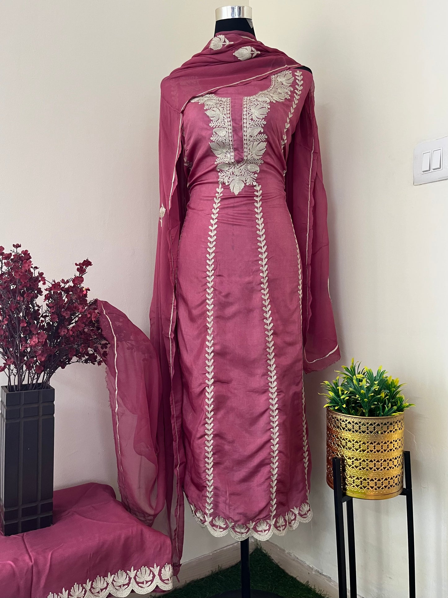 Sanam’ Onion Pink Tilla Embroidered Suit material