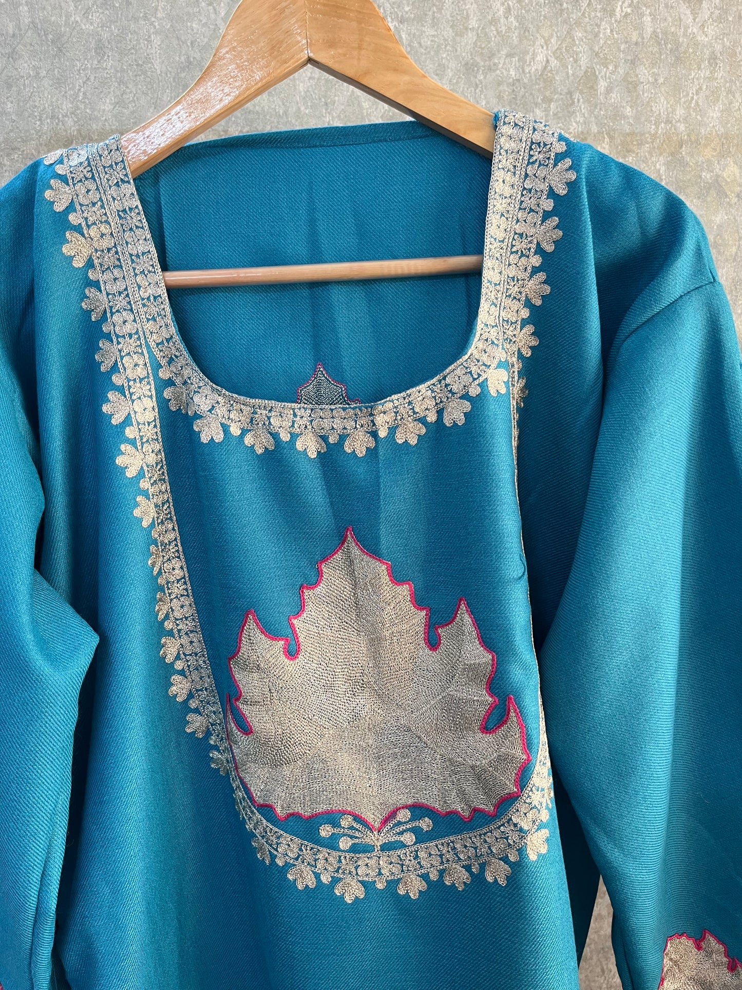 Firozi Woollen Kashmiri Co-Ord Set ( Size 46)