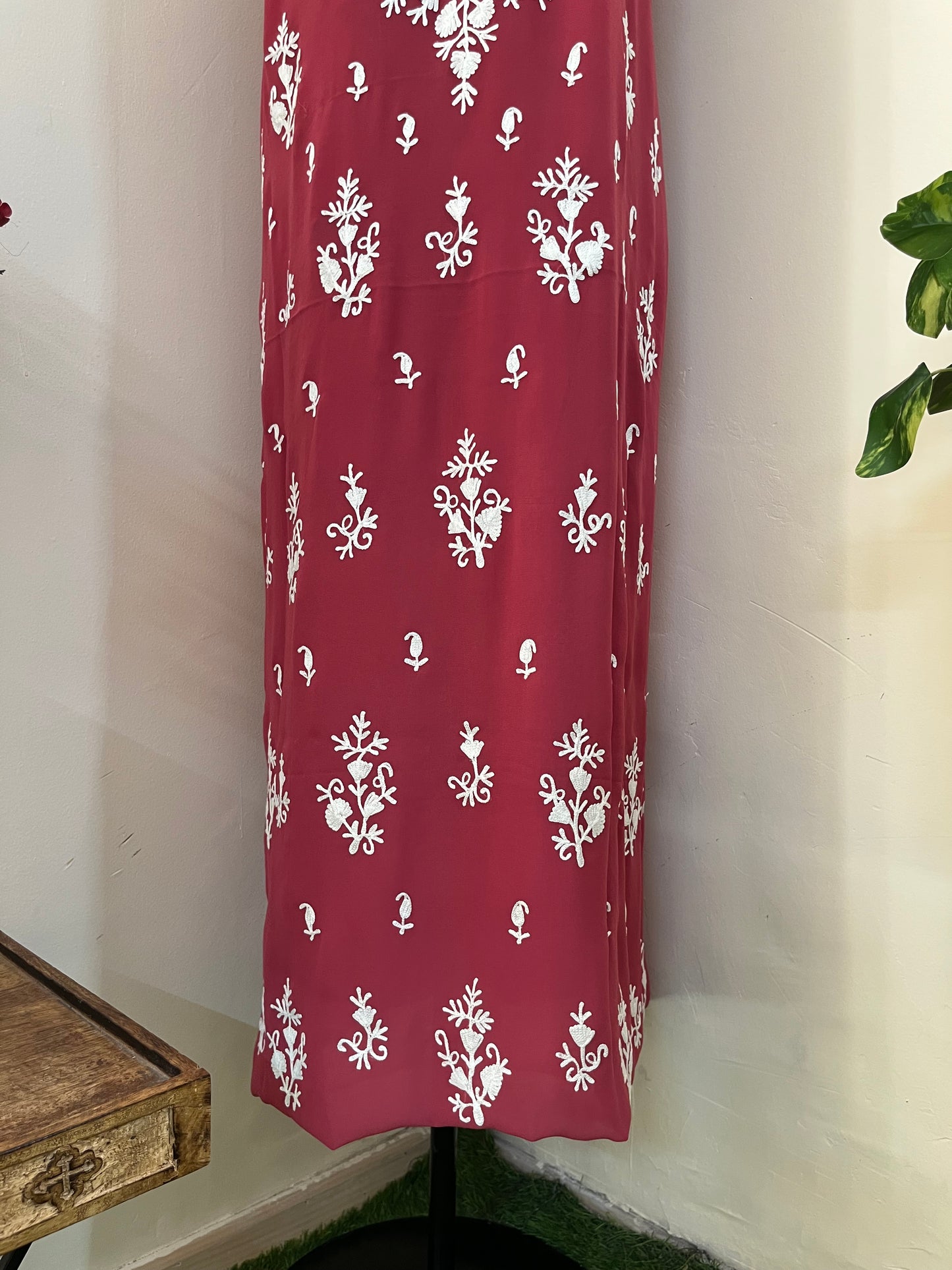 Blush Red Georgette Kashmiri Unstitched Kurta Material