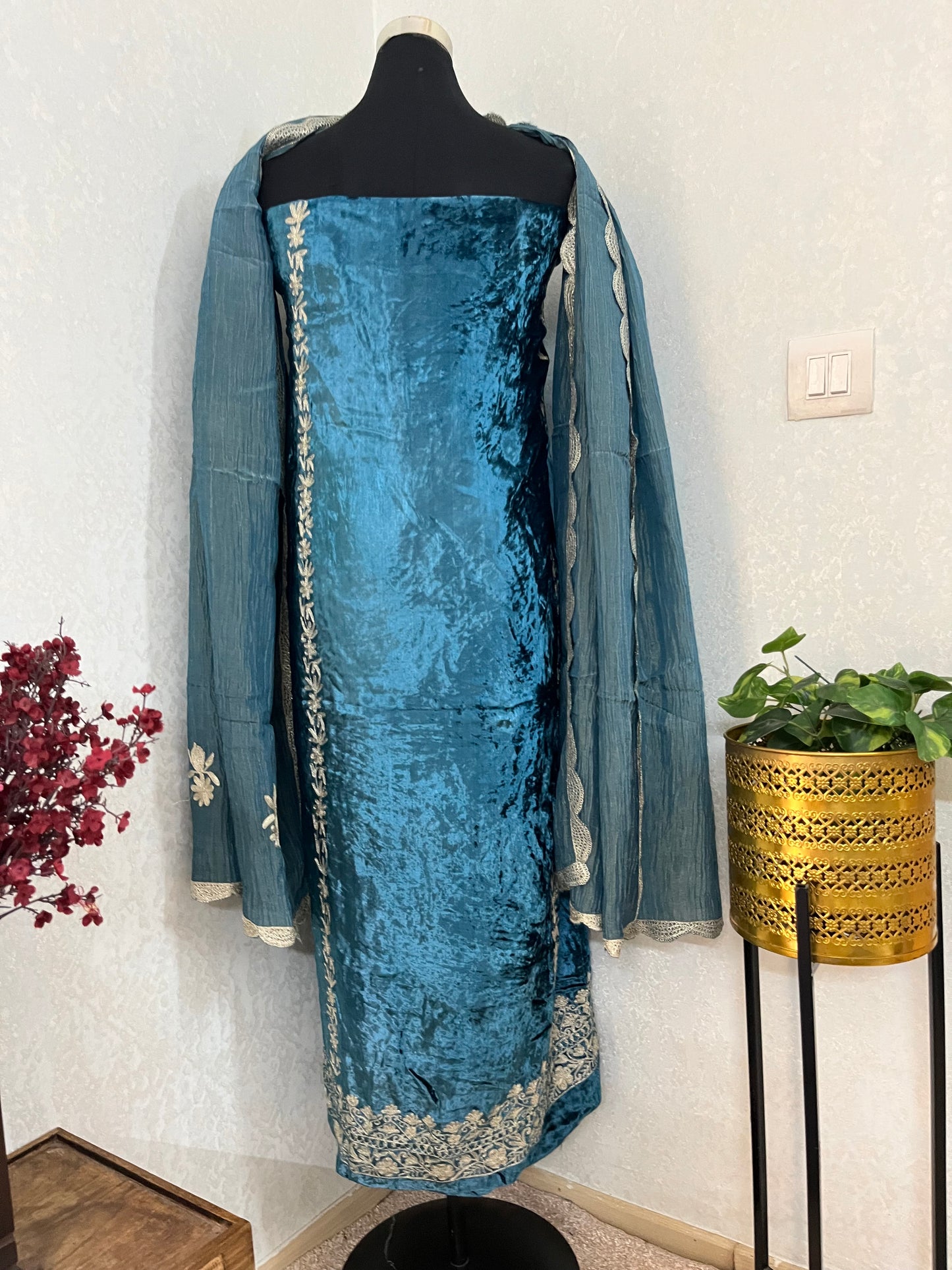 Teal Blue Tilla Pure Makhmal 3pc Suit Material
