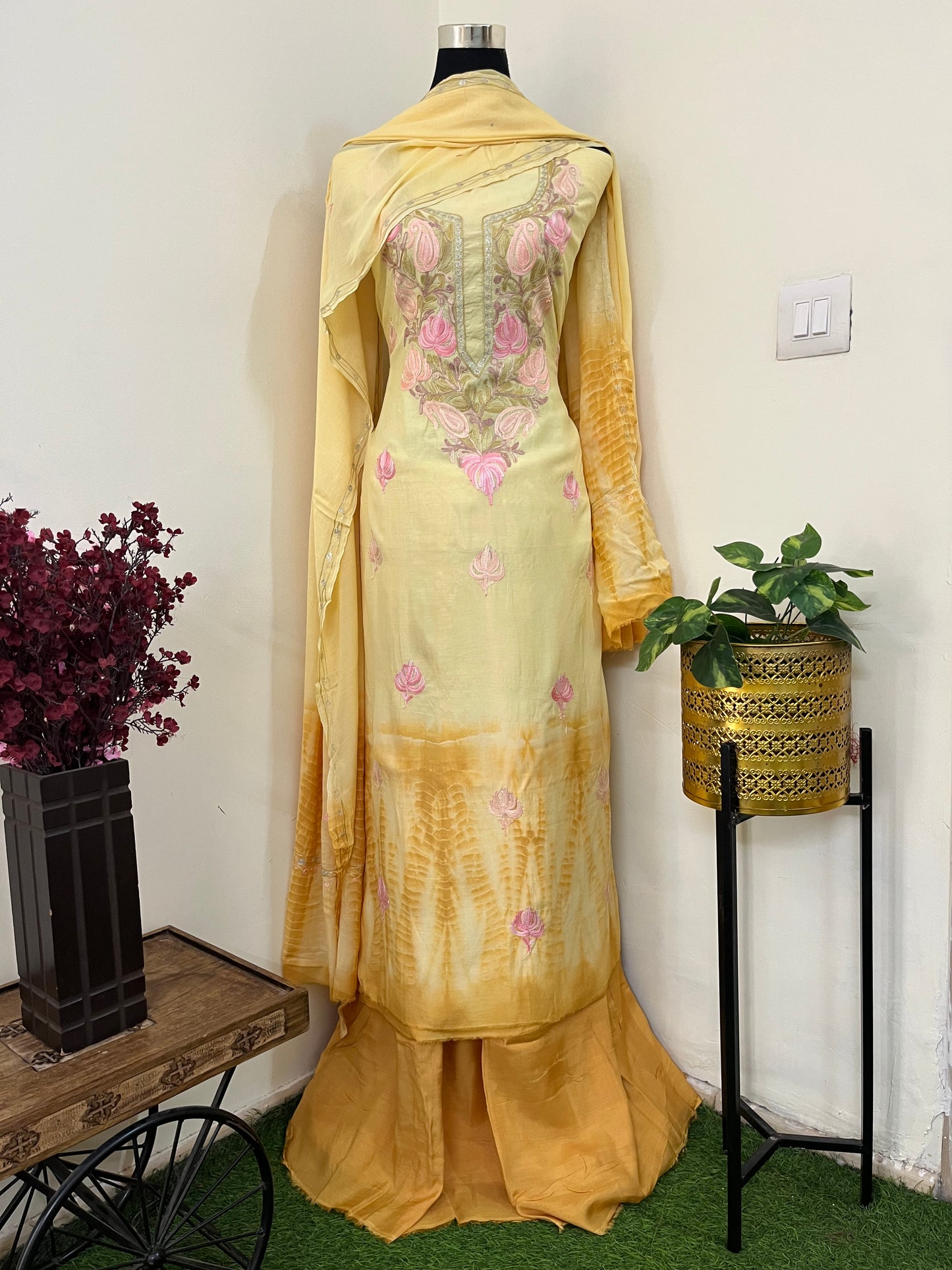 Lemon Yellow Mul Cotton Shibori Work Kashmiri 3pc Suit