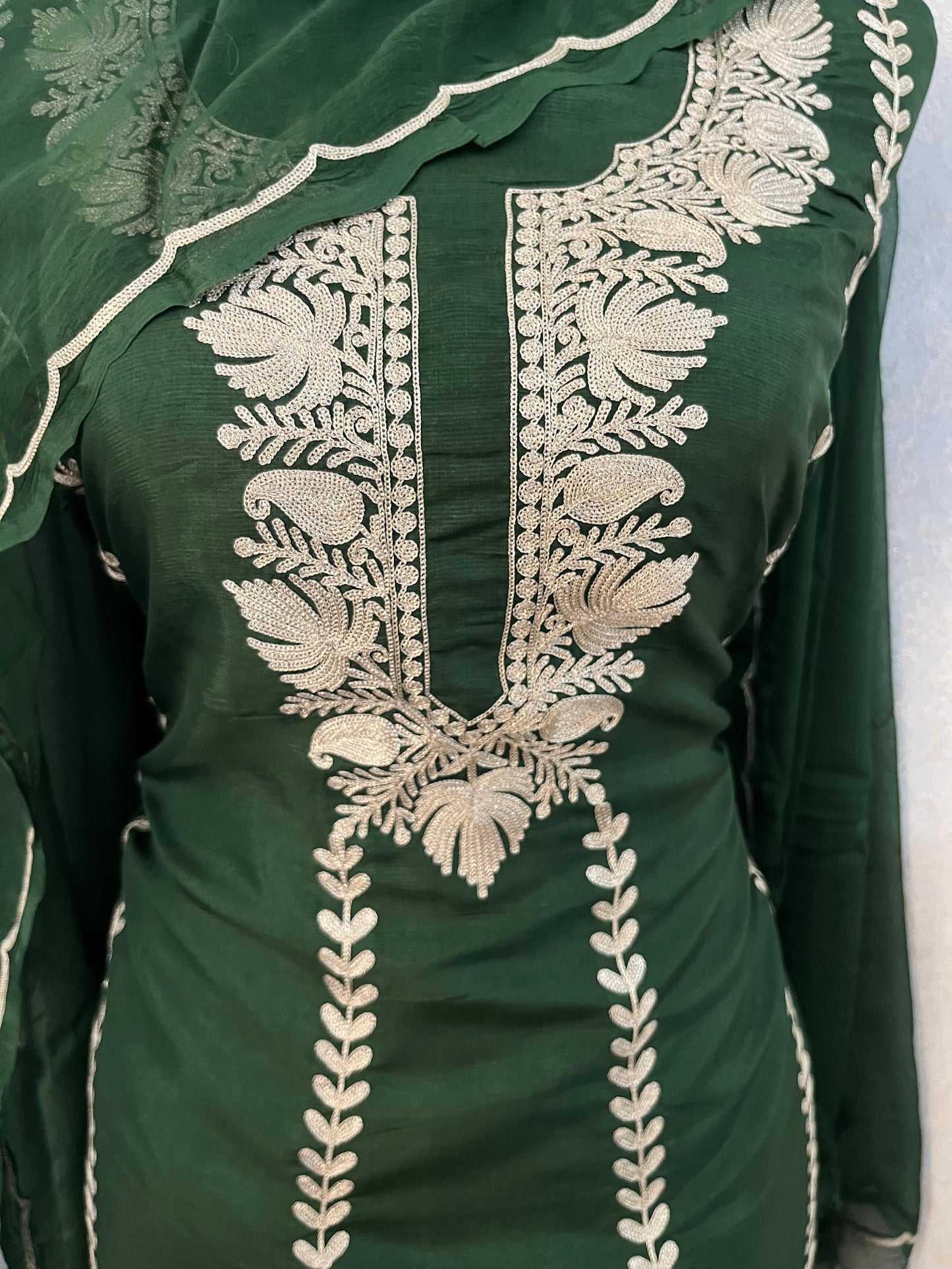Green Sanam’ Silk Tilla Kashmiri Suit