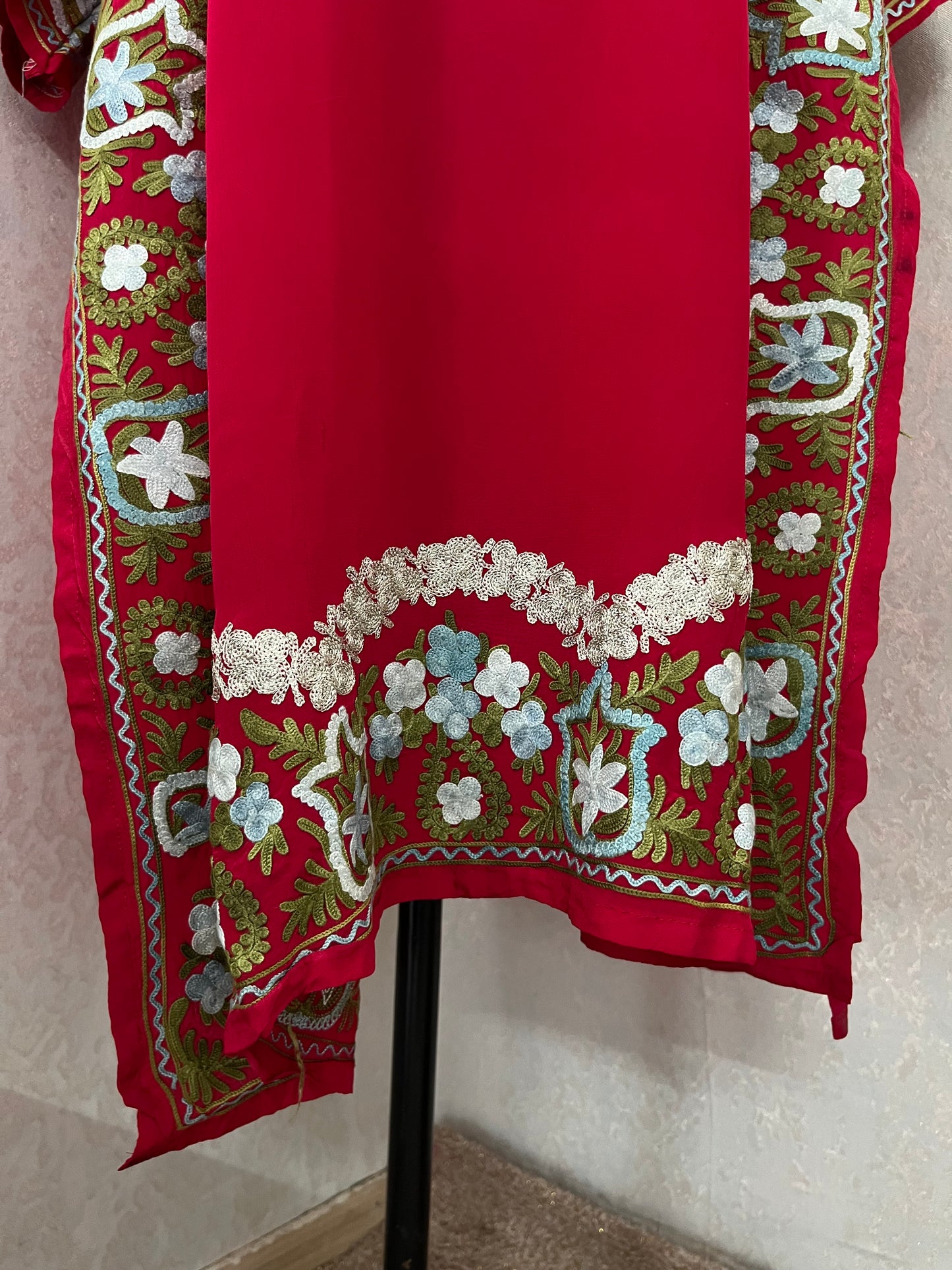 Hot Pink Stitched Crape Suit Set with dupatta (42)