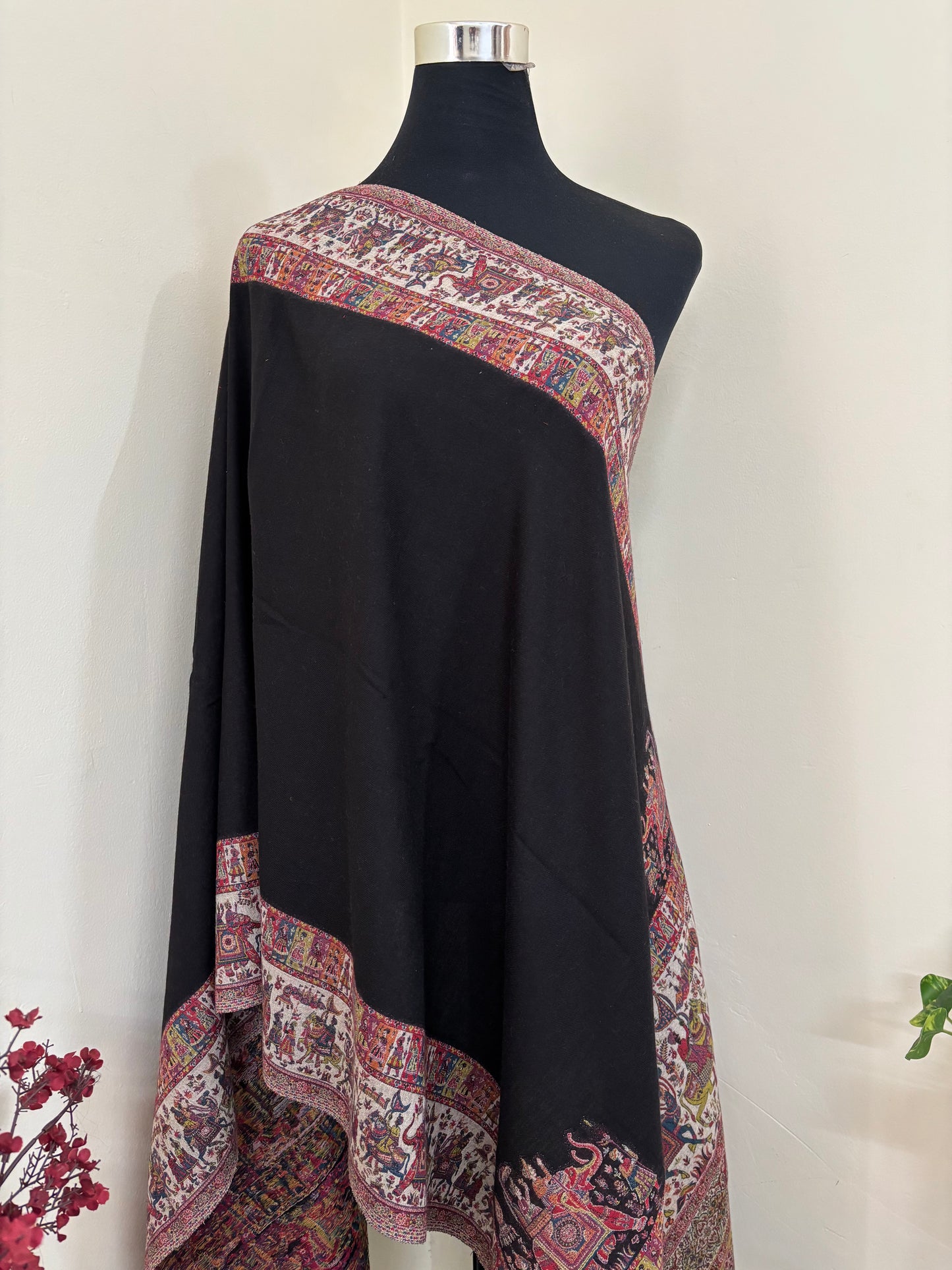 Kani Fine Semi Pashmina stole