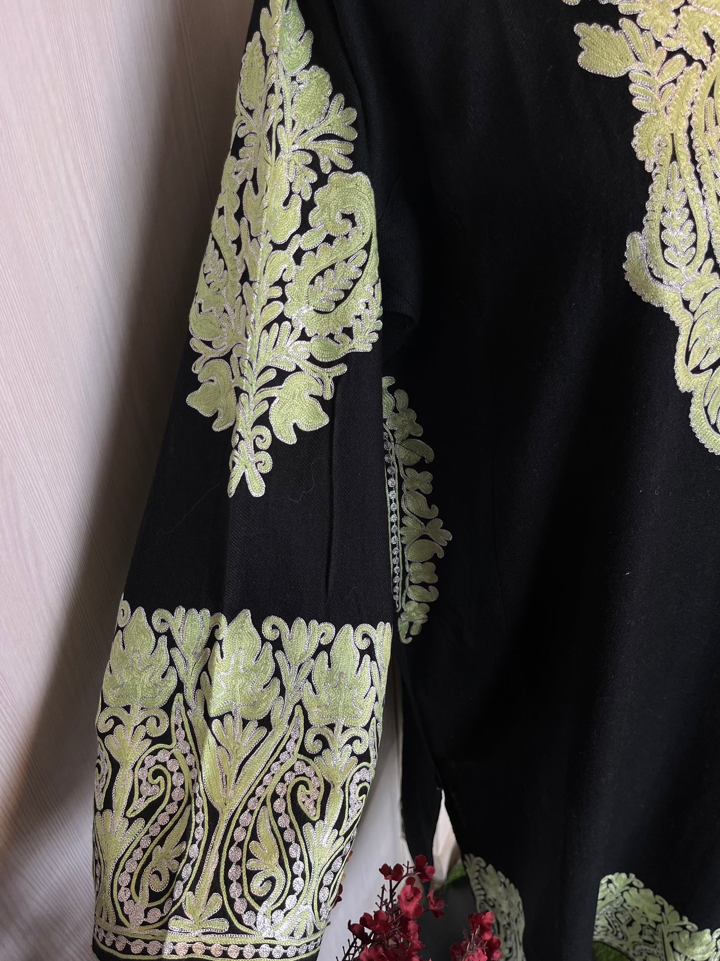 Black Aari & Zari Fusion Embroidered Wool Pheran