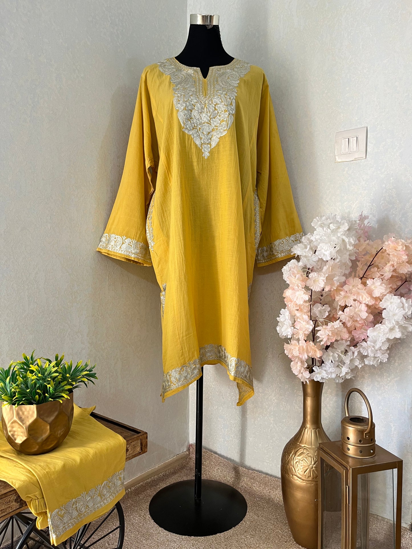 Soft Yellow Cotton Kashmiri Pheran Set (48)