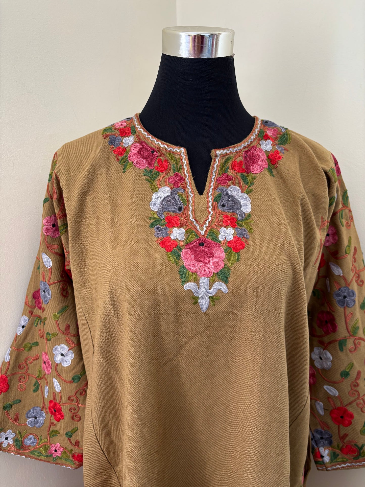 Beige Aari Embroidered Wool Pheran