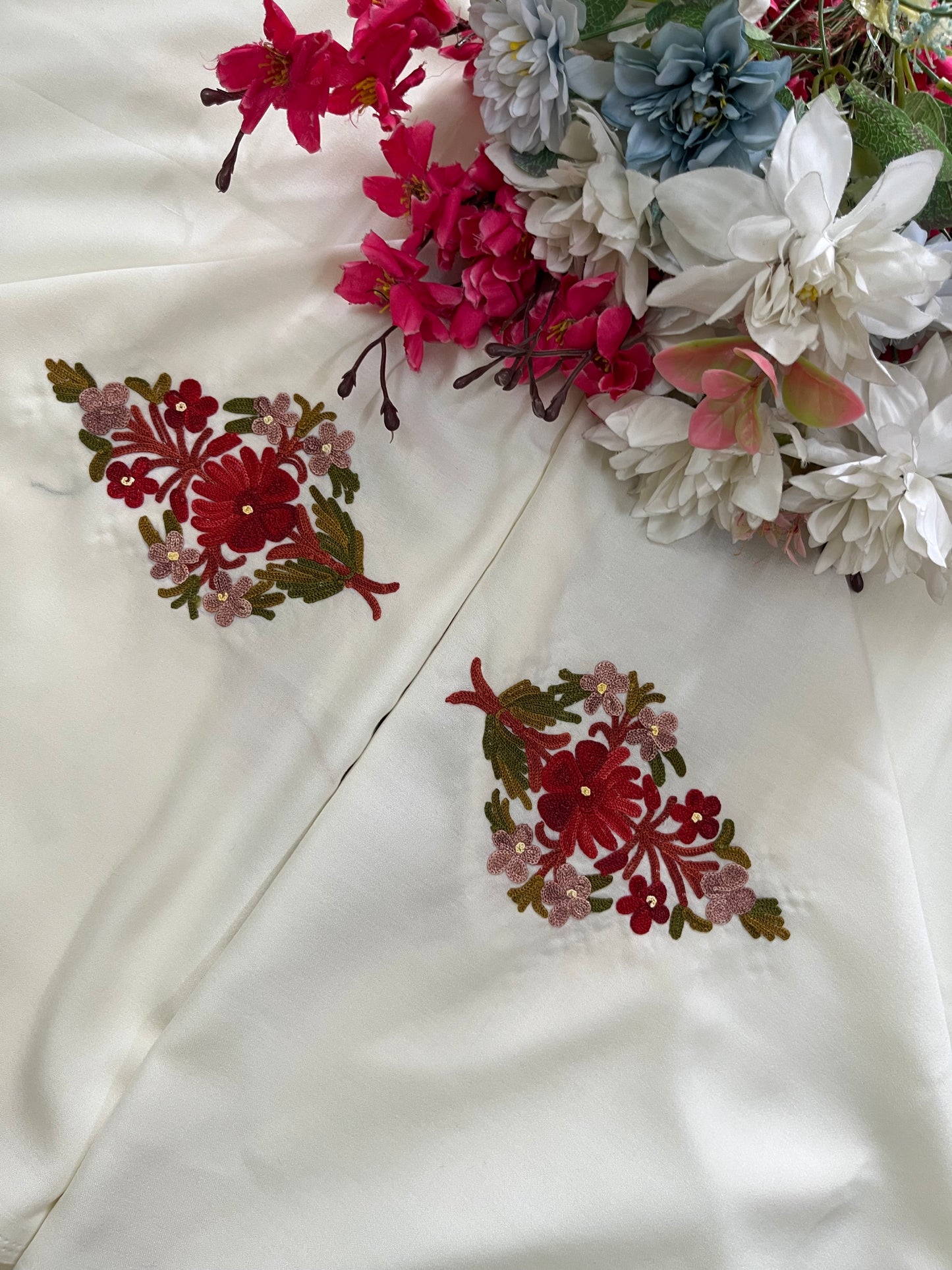 Off White Cotton Cord Set (Aari Embroidered)