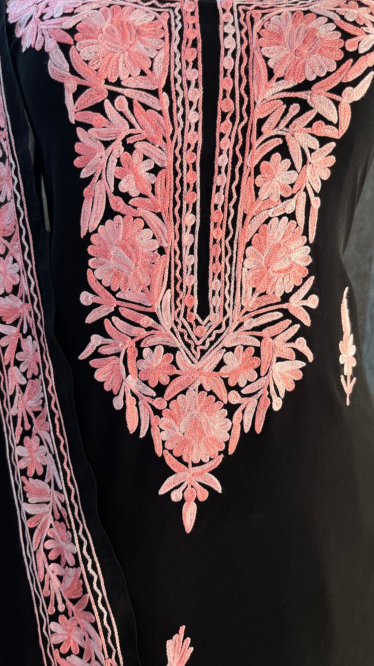 Georgette Black 3 Pc Kashmiri Suit