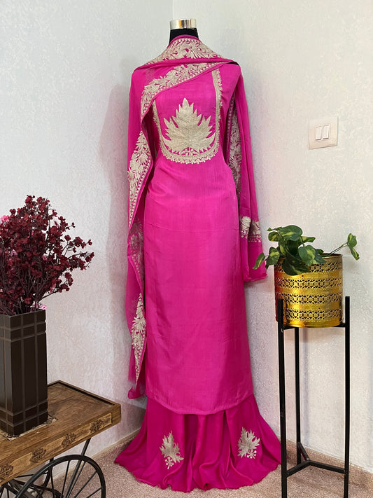 Fuchsia Sanam’ Tilla Kashmiri Silk Suit