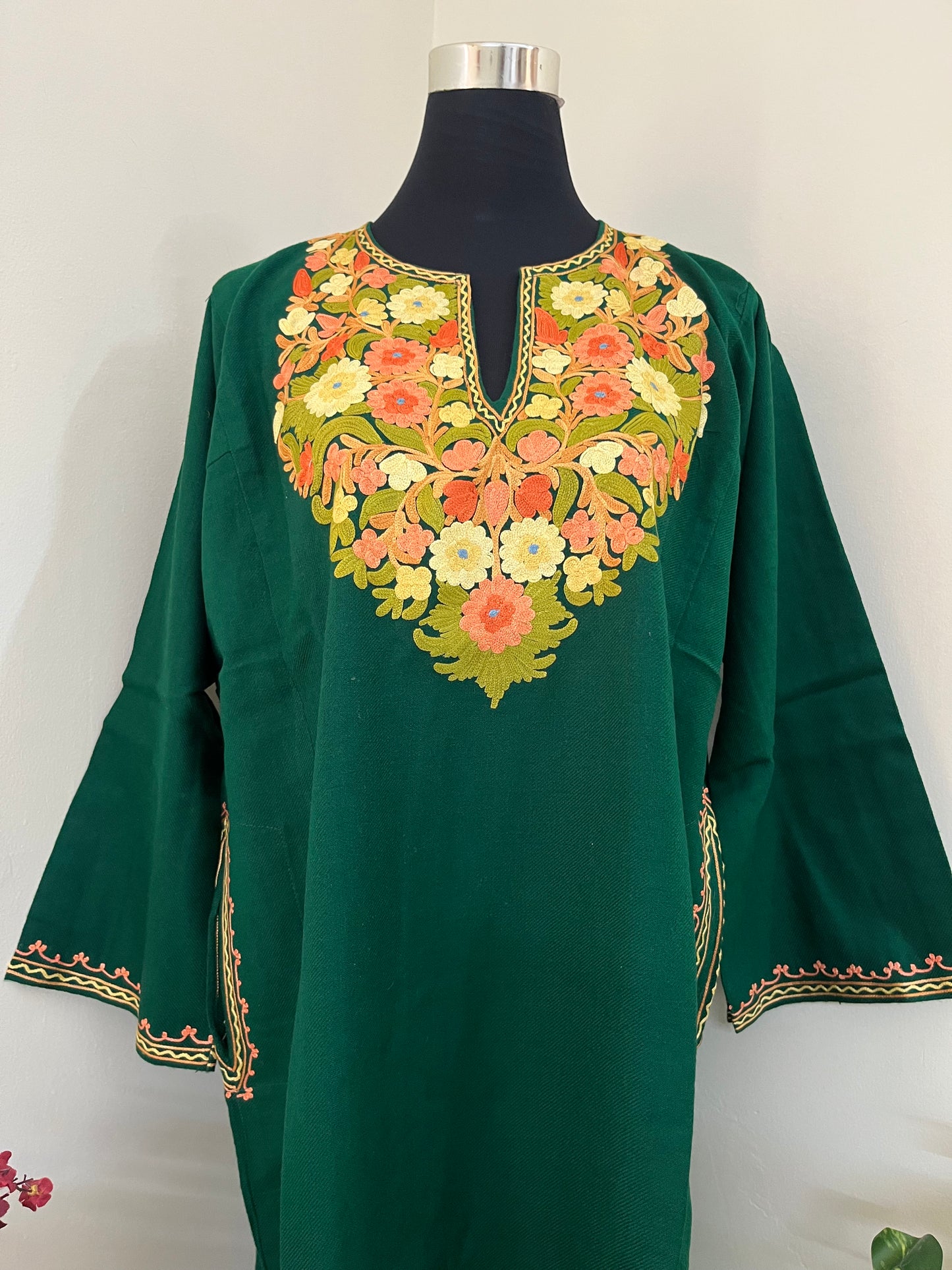 Green Aari Embroidered Wool Pheran