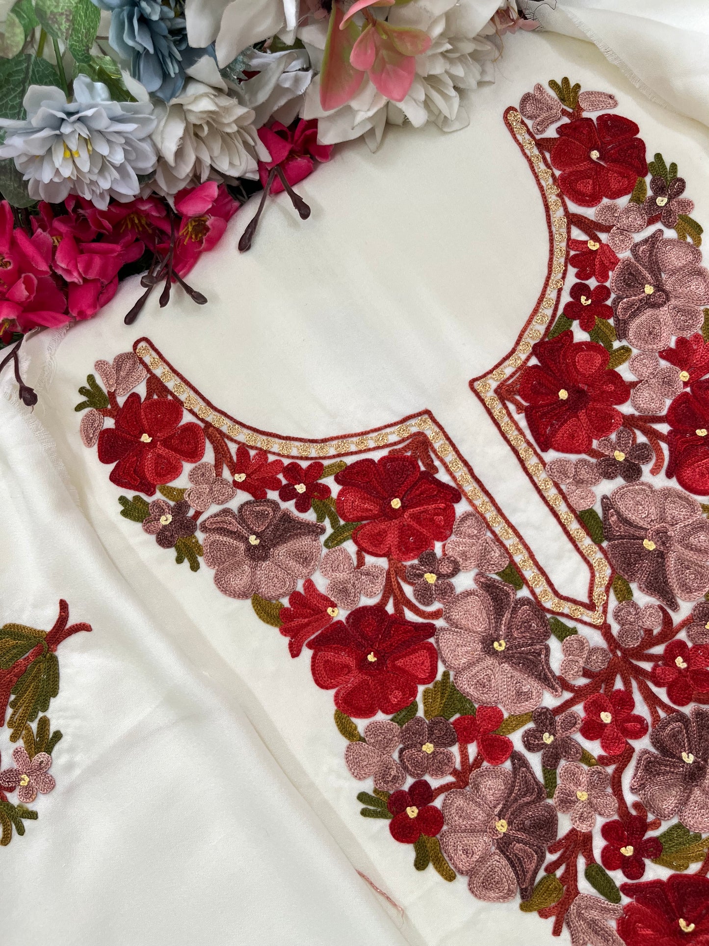 Off White Cotton Cord Set (Aari Embroidered)